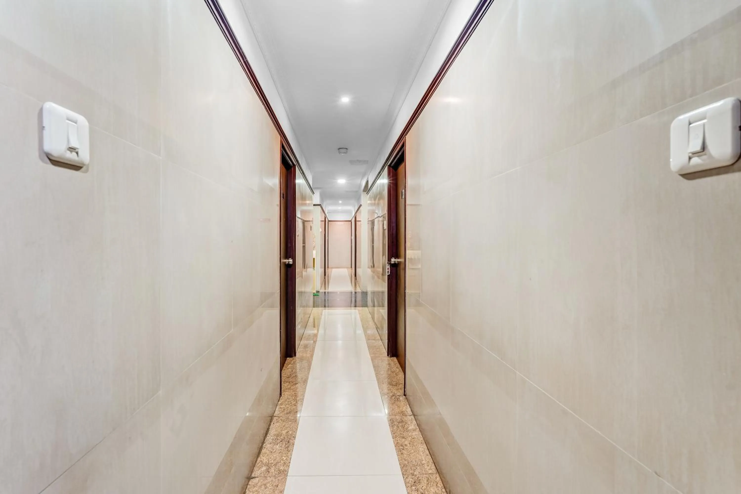 Property building in Season 4 Residences -Thiruvanmiyur Near Tidel park Apollo Proton cancer center and IIT Madras Research Park