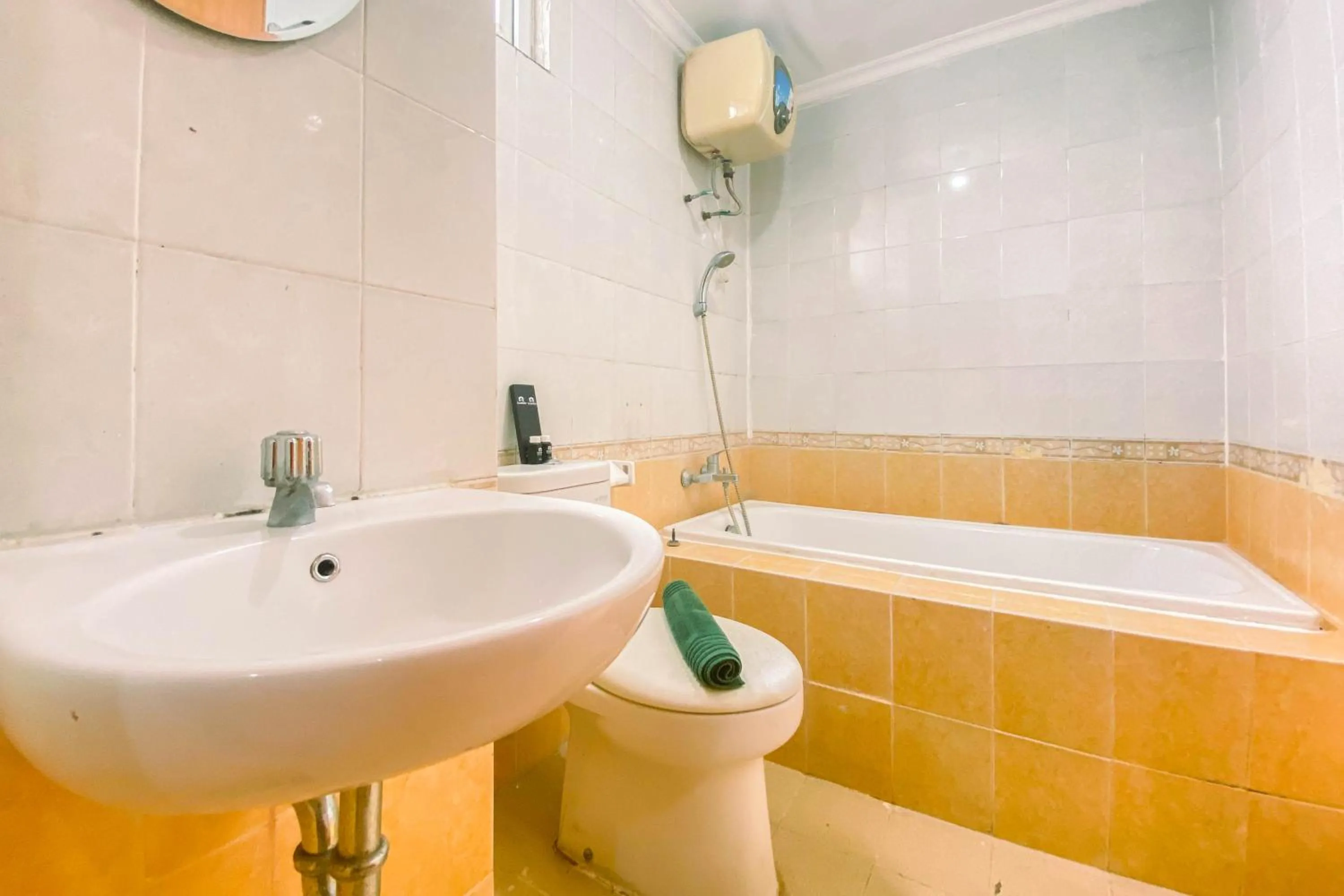 Relaxing 2BR at Grand Palace Kemayoran Apartment By Travelio