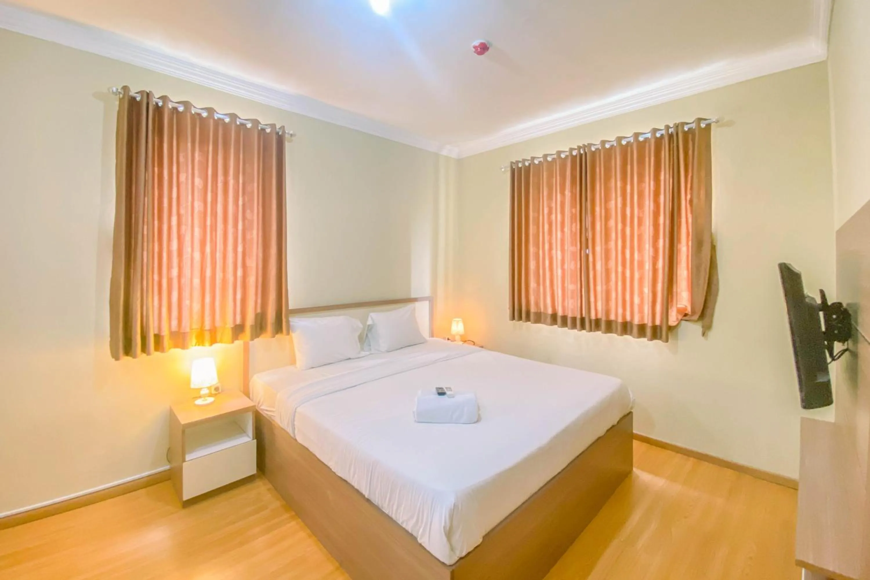 Luxury 2BR at Grand Palace Kemayoran Apartment By Travelio