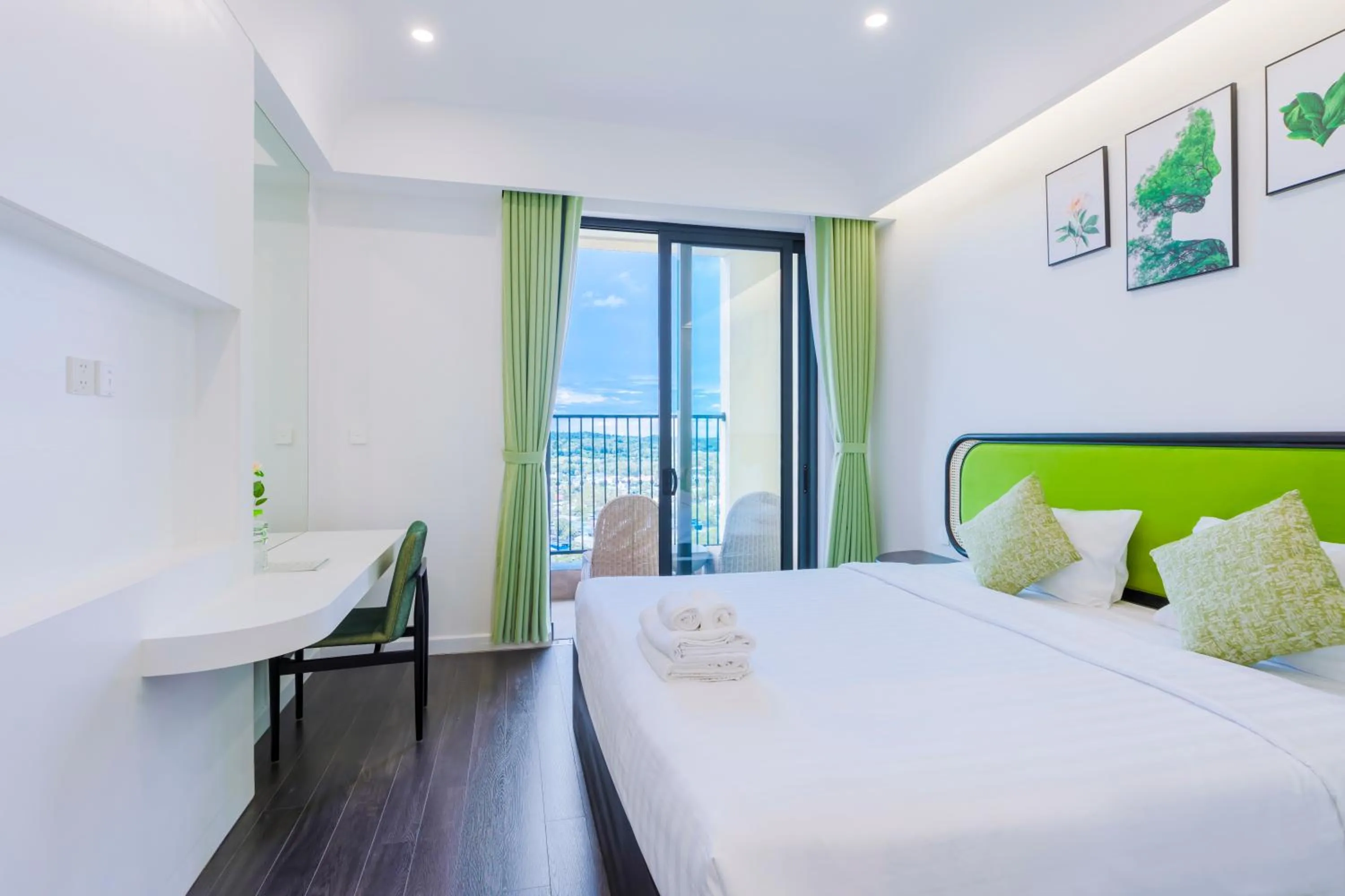 Photo of the whole room, Bed in Elyday Apartment Hillside Phu Quoc - Sea & Firework view