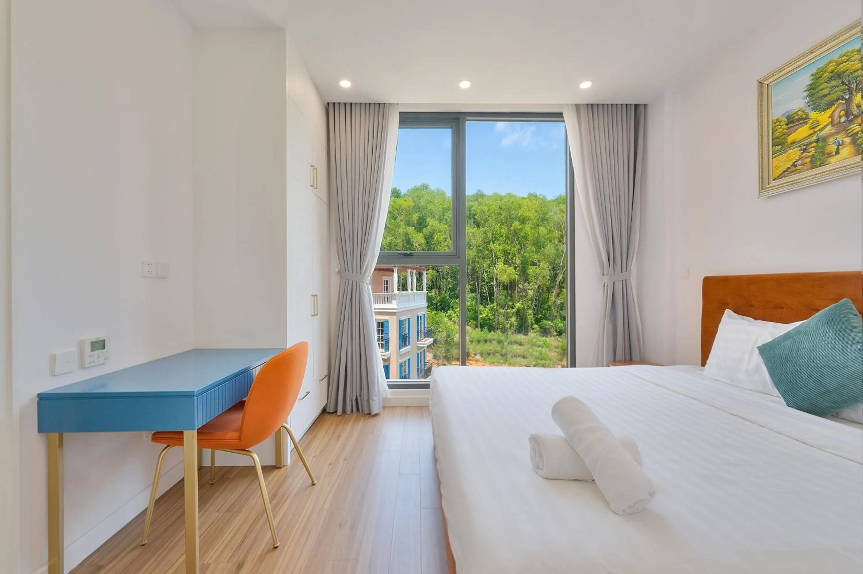 Bedroom, Bed in Elyday Apartment Hillside Phu Quoc - Sea & Firework view
