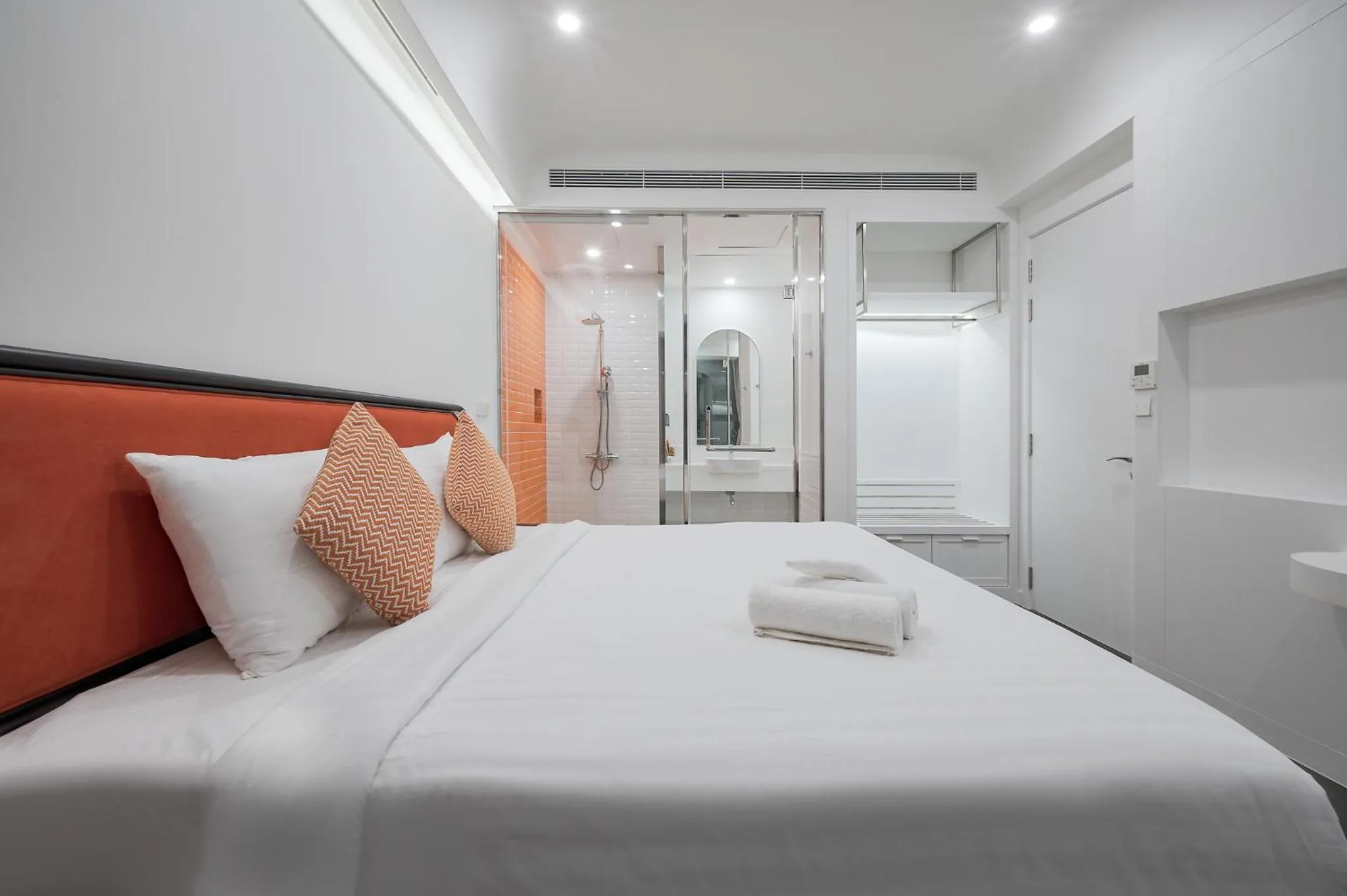 Bed in Elyday Apartment Hillside Phu Quoc - Sea & Firework view