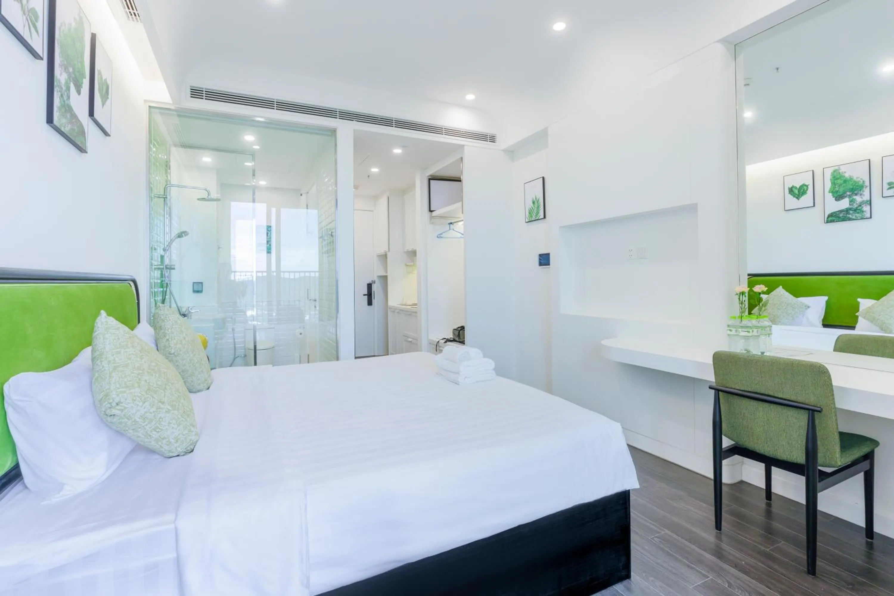 Bed in Elyday Apartment Hillside Phu Quoc - Sea & Firework view