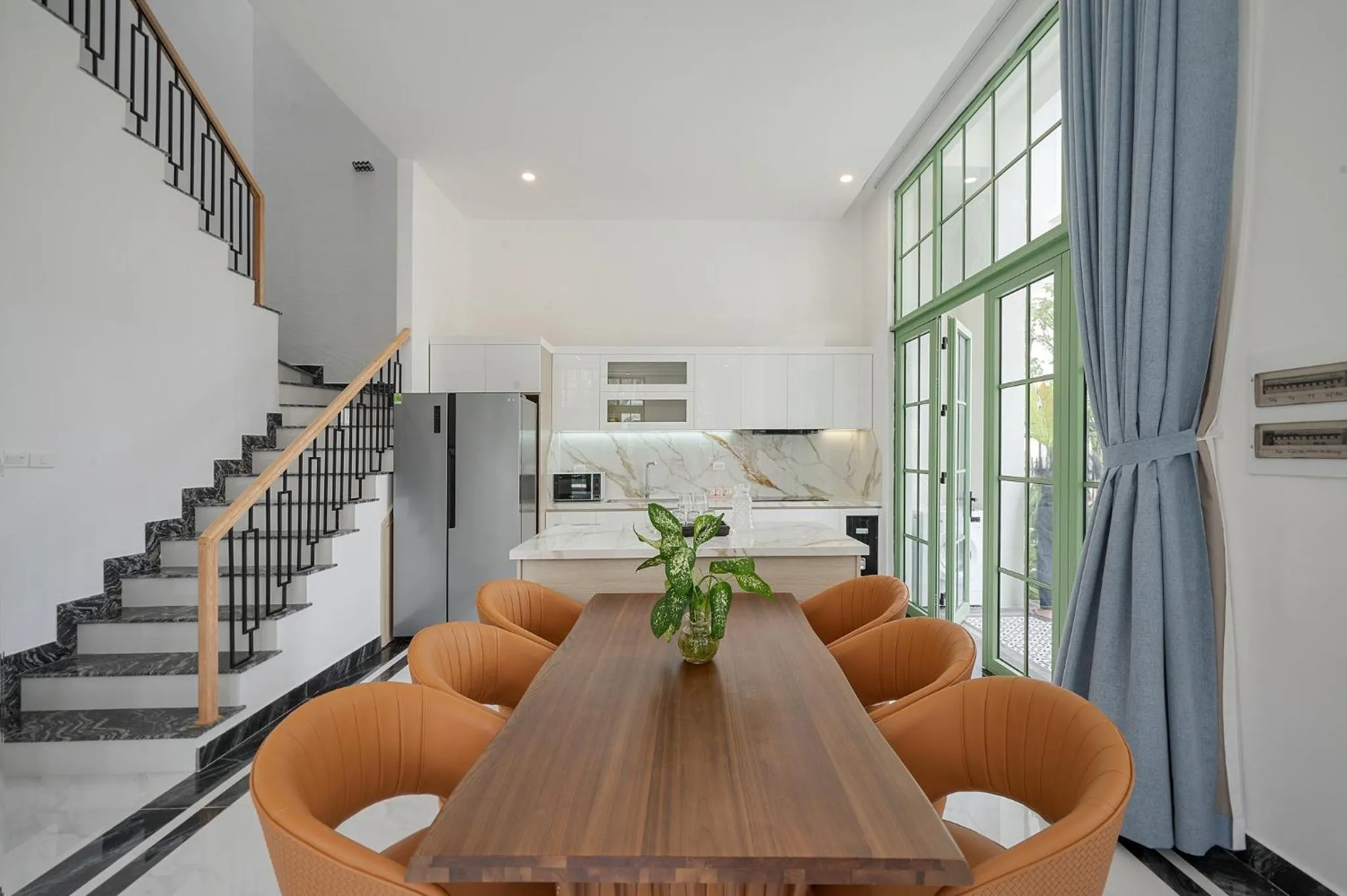 Seating area in Elyday Apartment Hillside Phu Quoc - Sea & Firework view