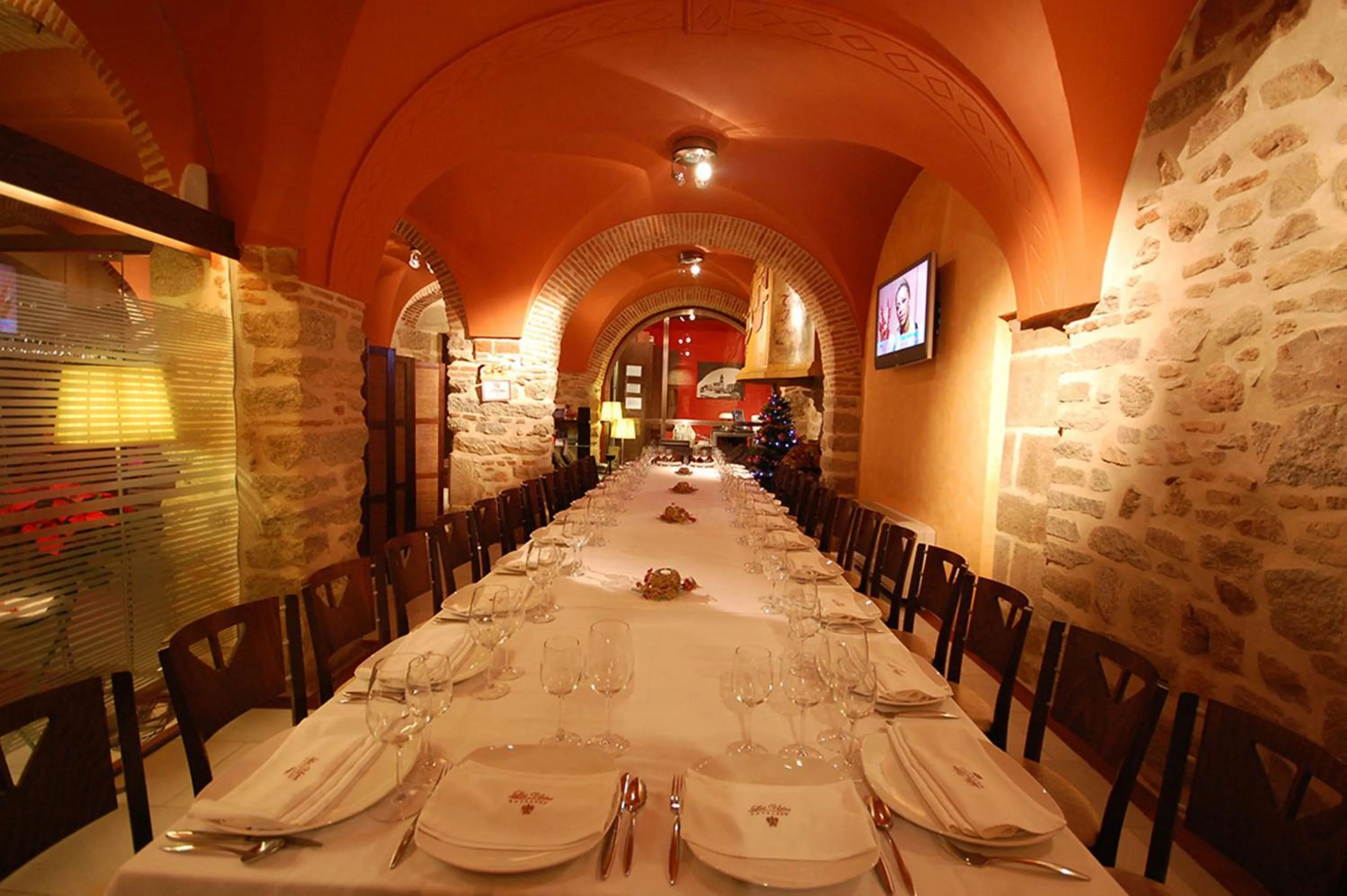 Restaurant/places to eat in Hotel Los Usías