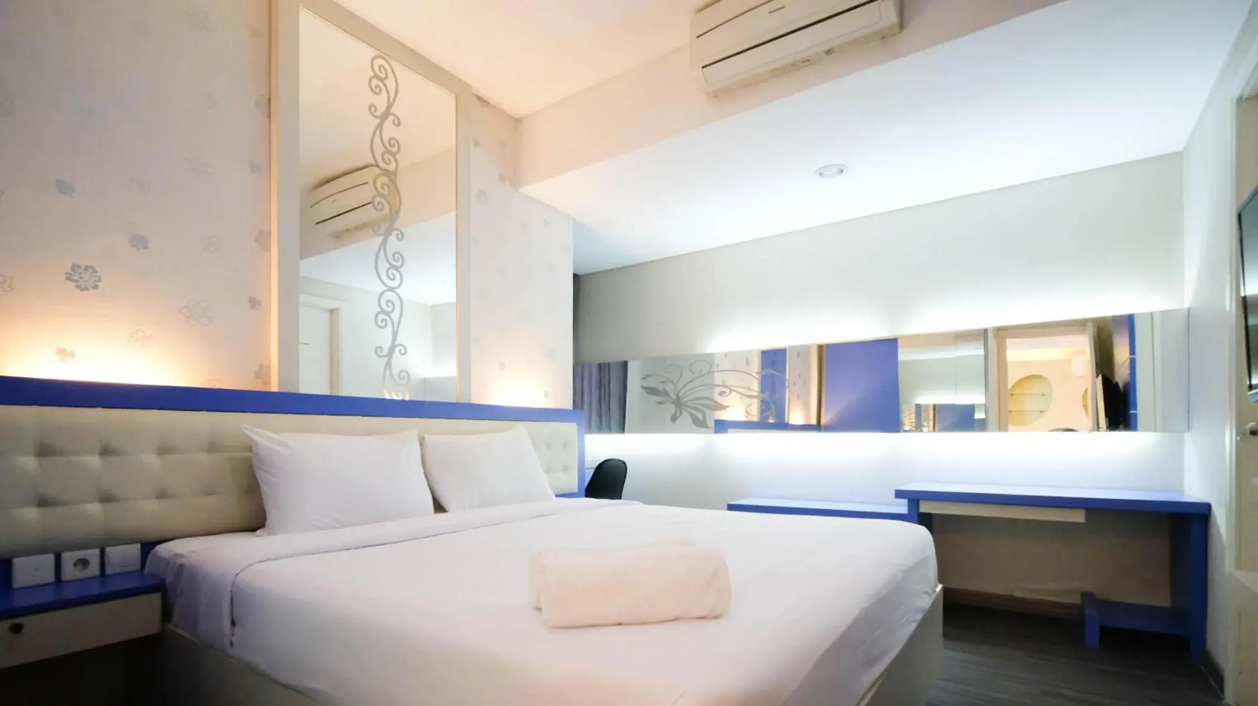 Two-Bedroom Apartment in Strategic and Comfy 2BR Apartment at Trillium Residence By Travelio Two-Bedroom Apartment in Strategic and Comfy 2BR Apartment at Trillium Residence By Travelio