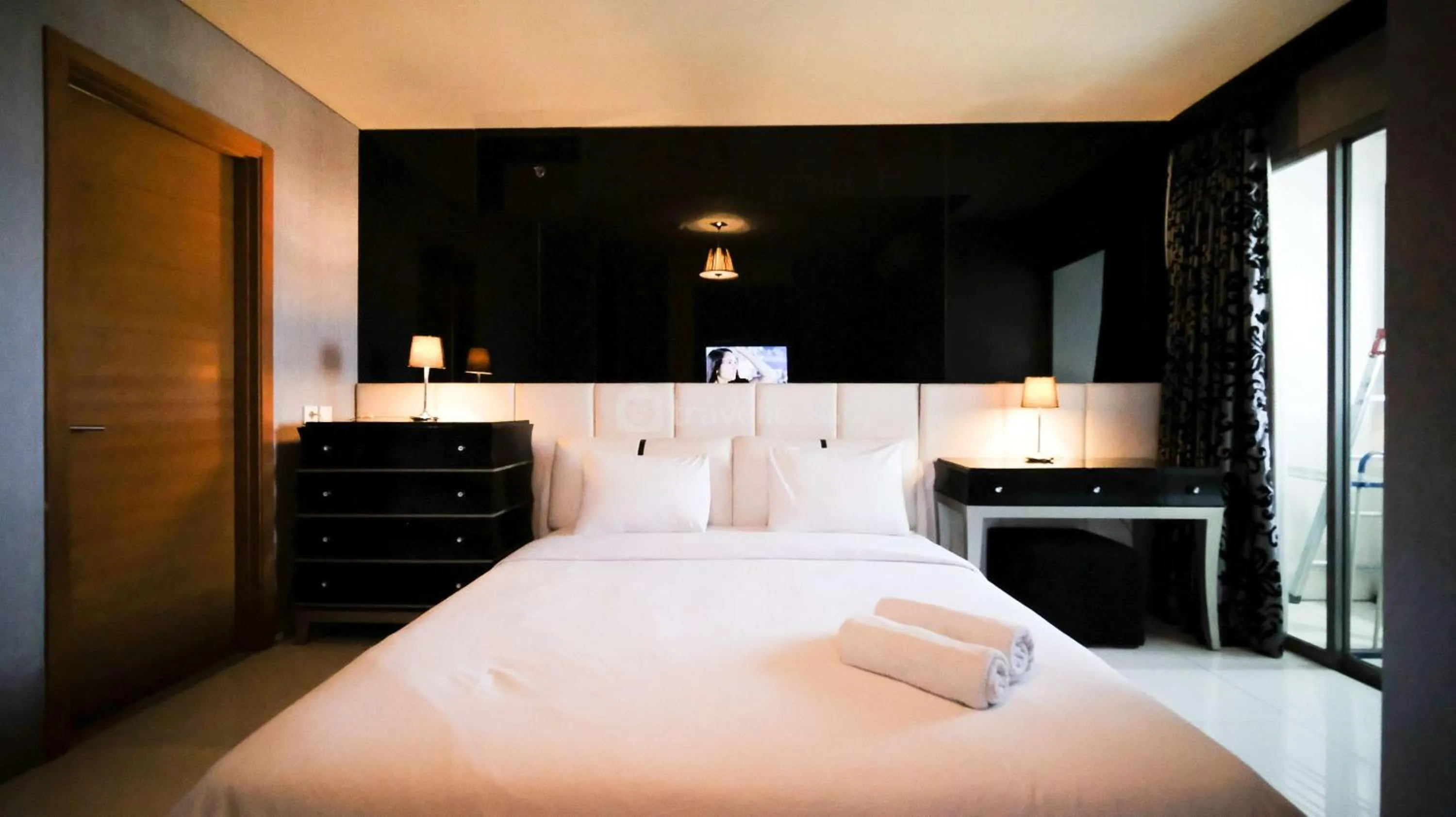 Two-Bedroom Apartment in Spacious and Comfy 2BR Apartment at Aryaduta Residence Surabaya By Travelio