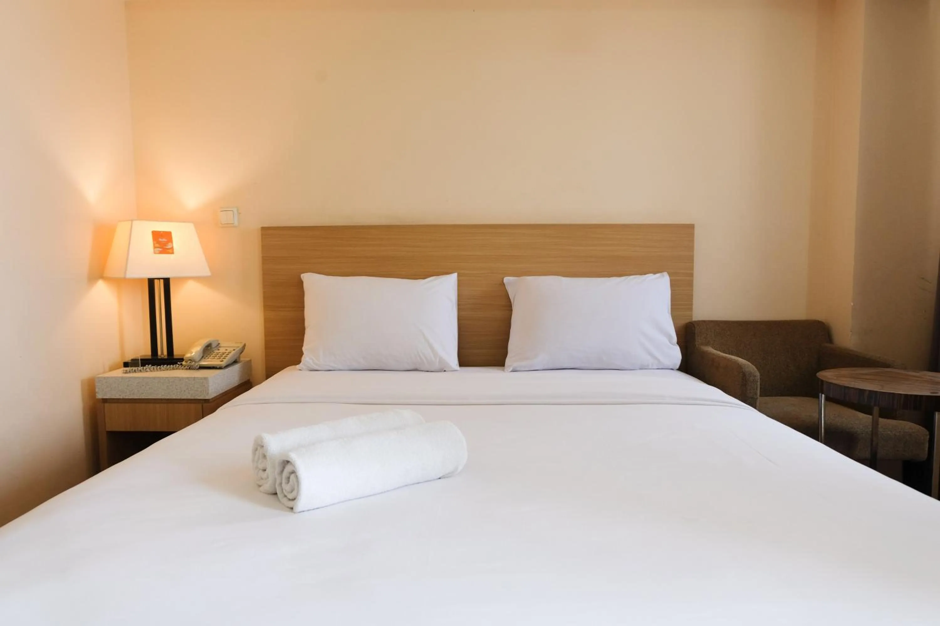 One-Bedroom Apartment in Strategic and Comfy 1BR at Braga City Walk Apartment By Travelio