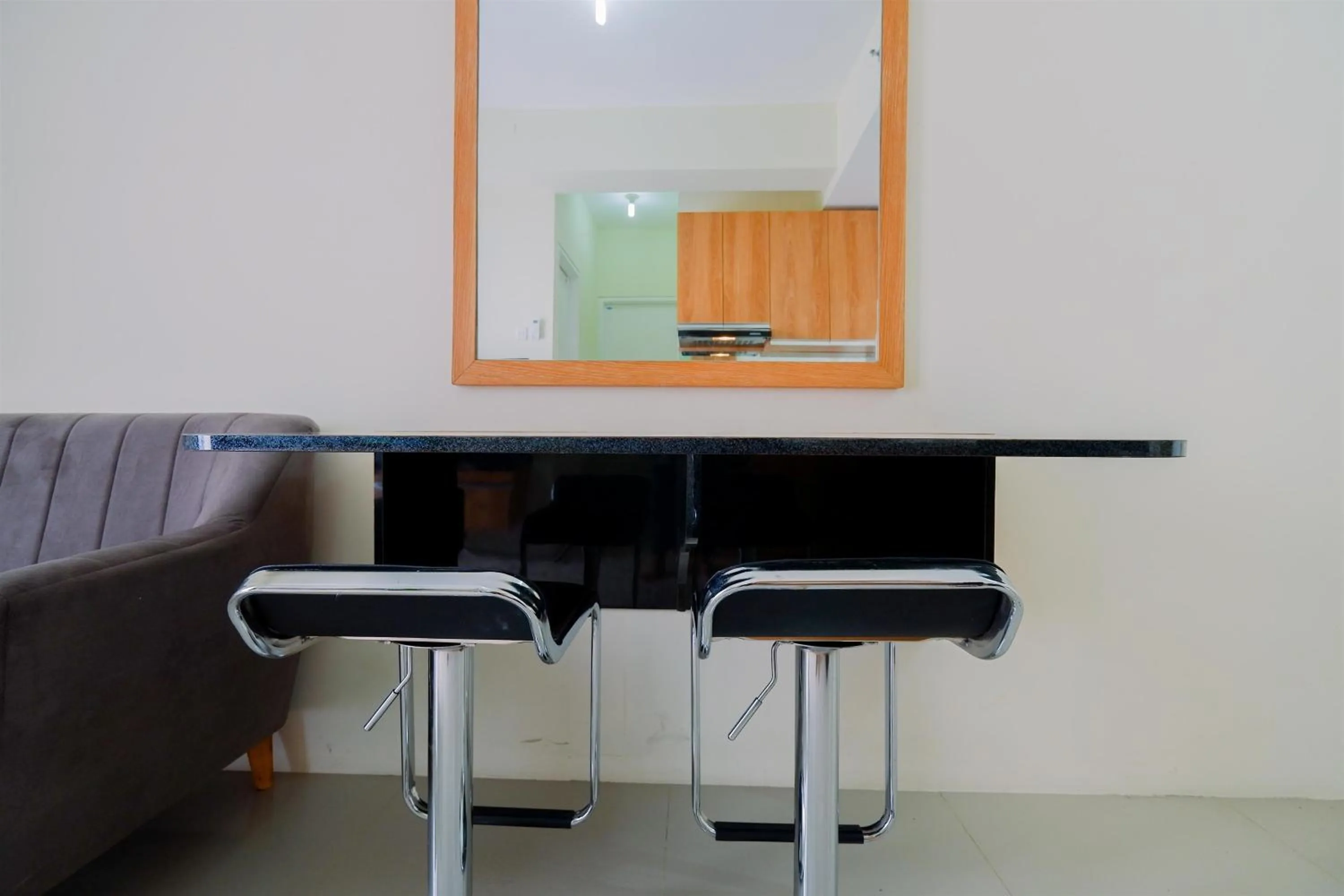 Warm and Cozy Living 2BR Bogorienze Apartment By Travelio