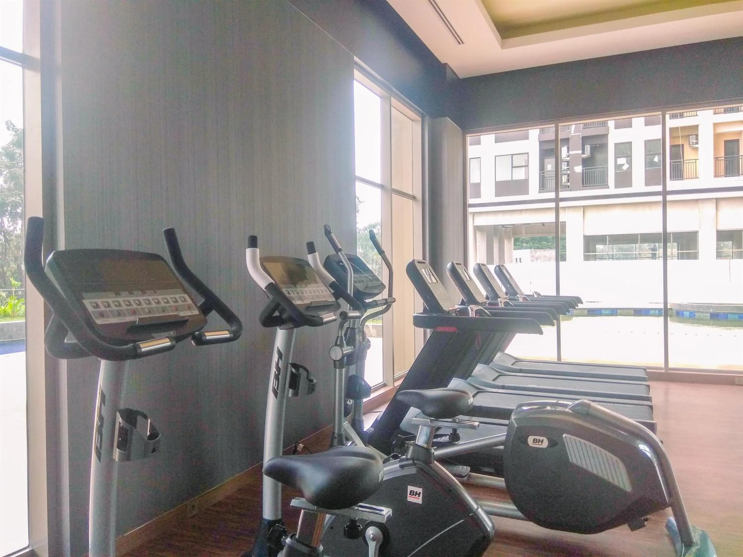 Fitness centre/facilities in Good Deal 2BR at High Floor Transpark Cibubur Apartment By Travelio