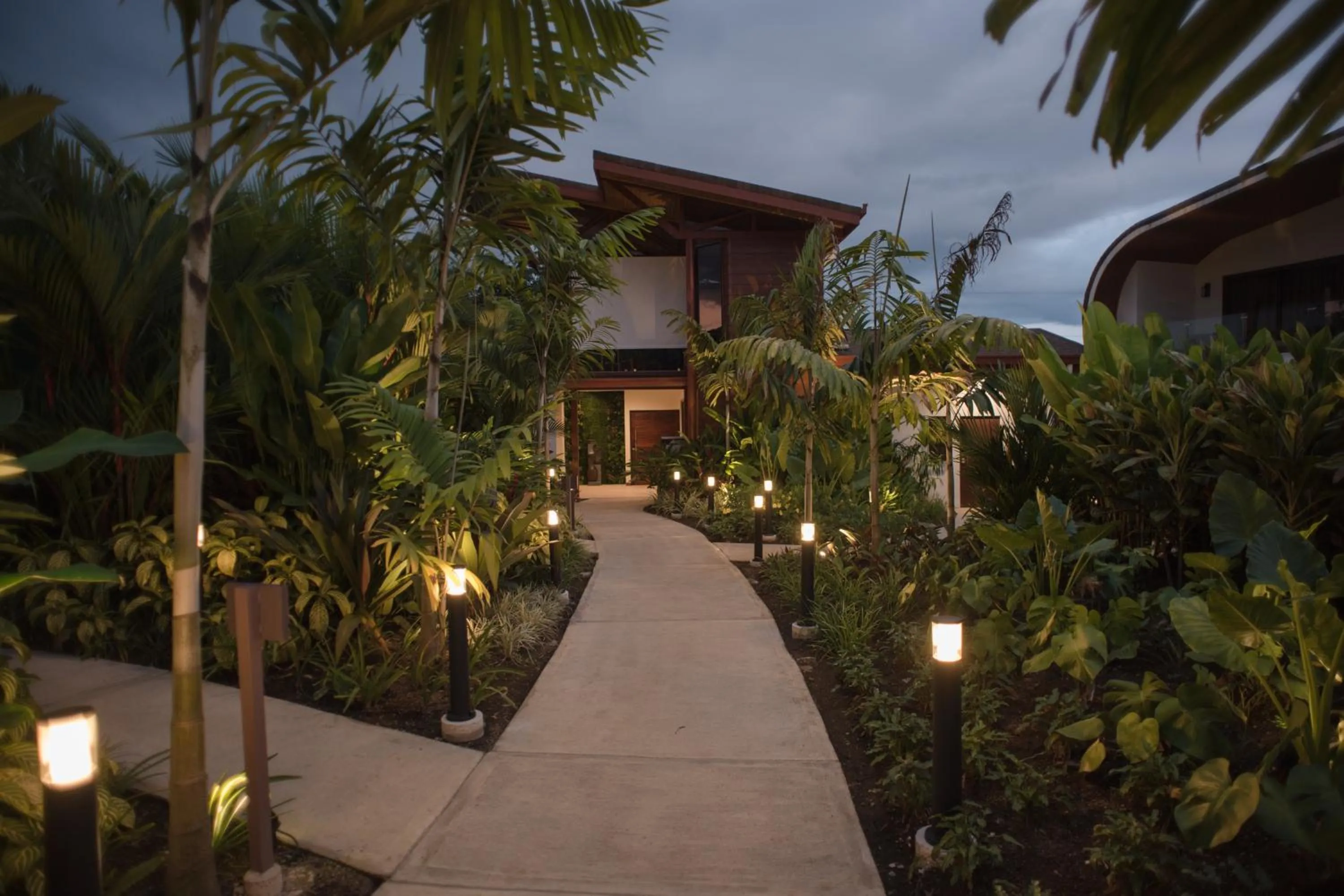 Night in Fortuna Retreat