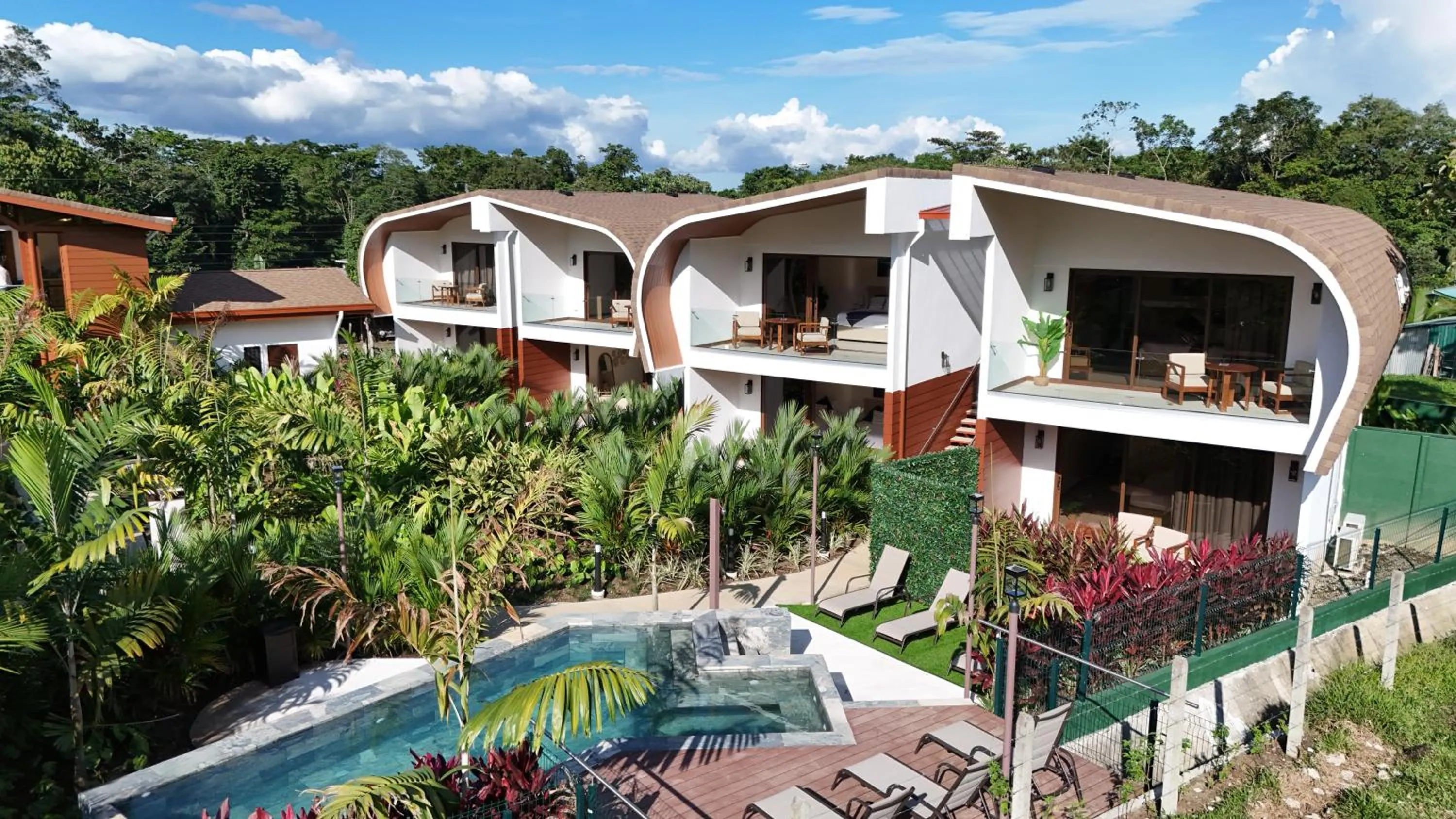 Property building in Fortuna Retreat