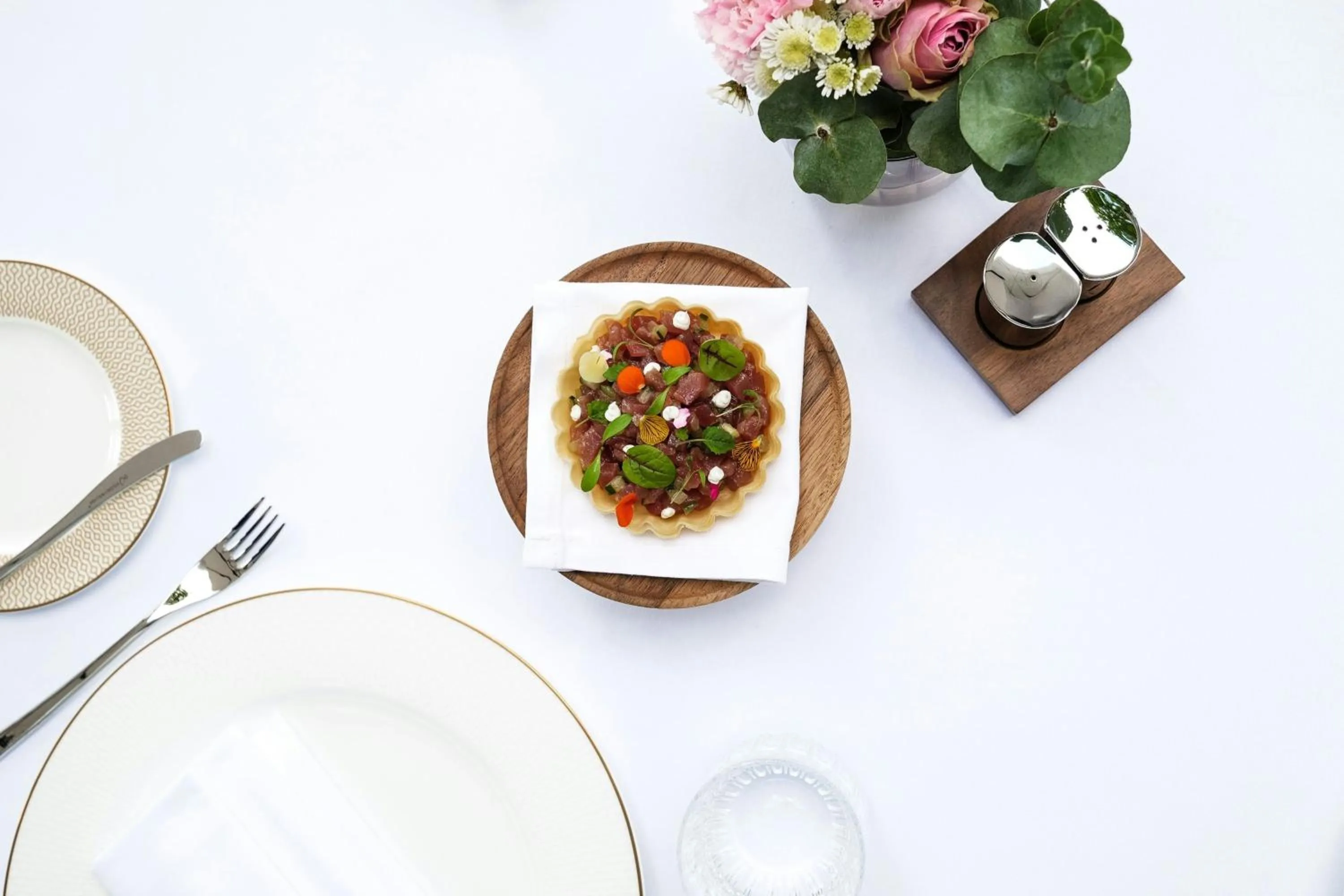 Restaurant/places to eat in The St. Regis Belgrade