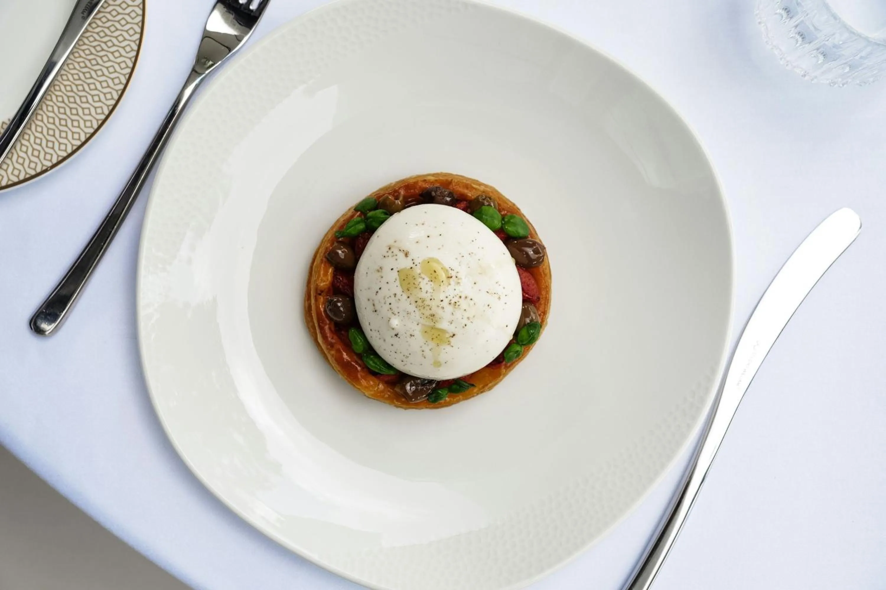 Restaurant/places to eat in The St. Regis Belgrade