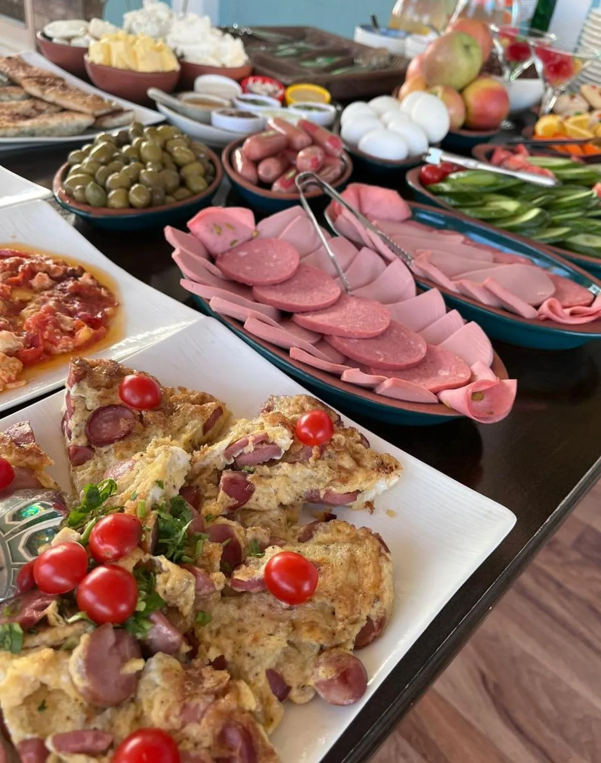 Buffet breakfast in NH Nizami Hotel