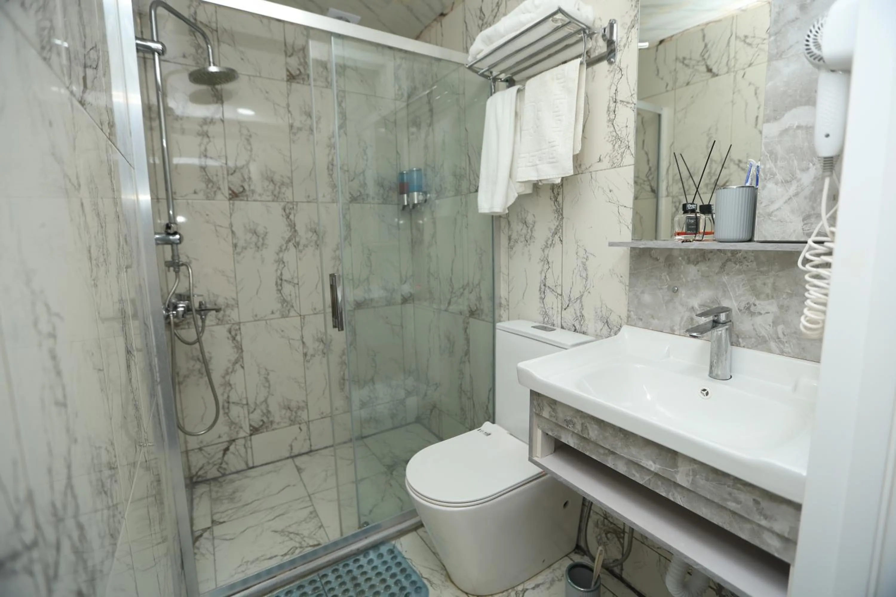 Shower in NH Nizami Hotel