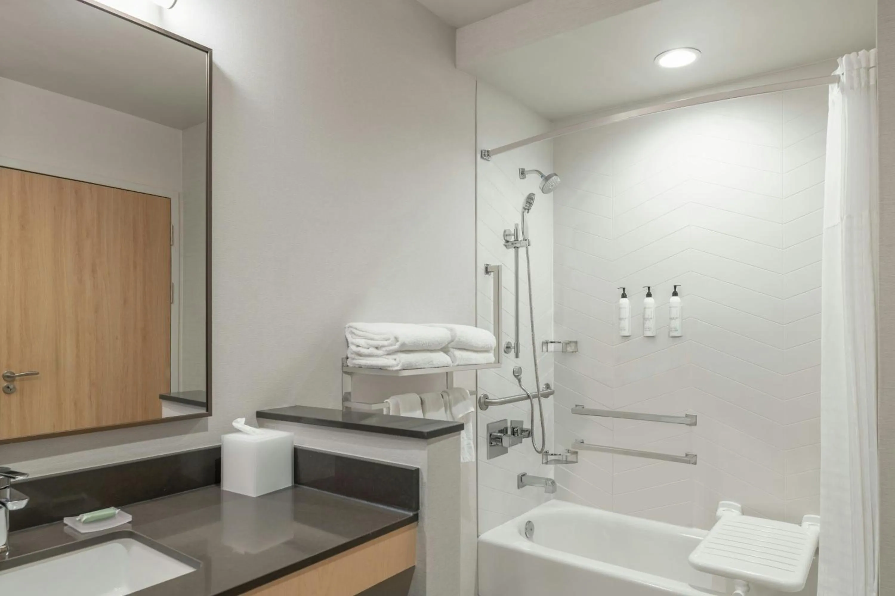 Bathroom in Fairfield by Marriott Inn & Suites Kansas City at The Legends