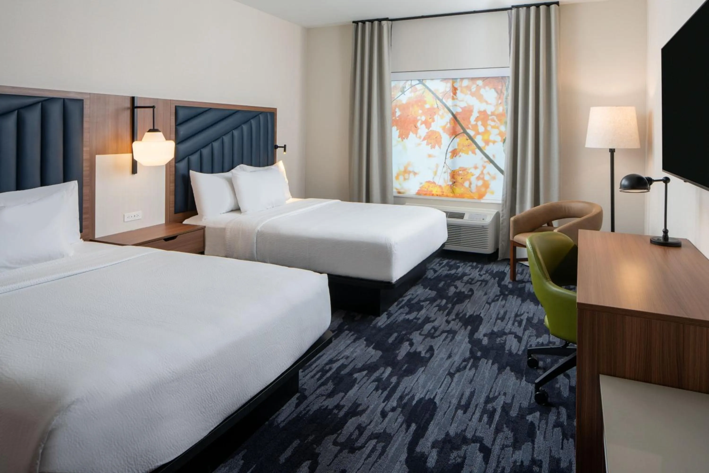 Photo of the whole room, Bed in Fairfield by Marriott Inn & Suites Southaven Snowden Grove