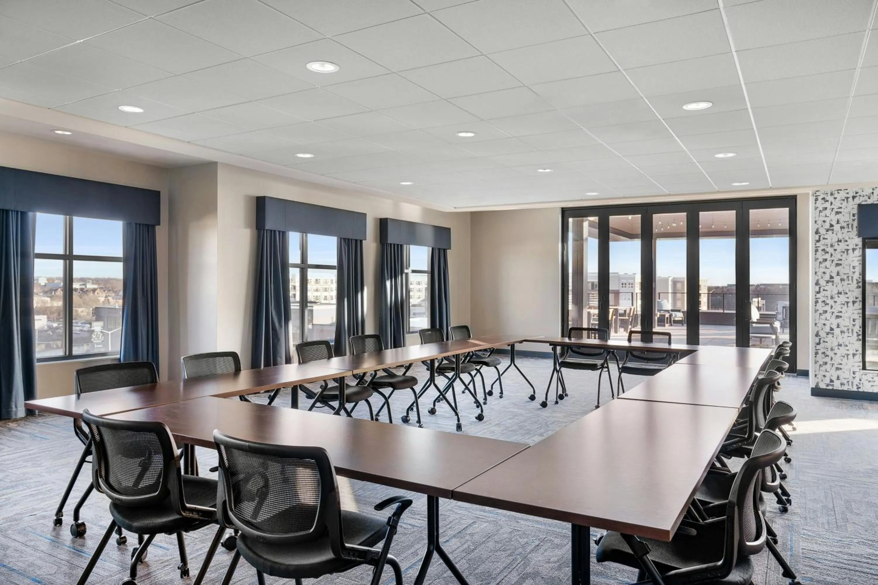Meeting/conference room in Residence Inn by Marriott Milwaukee Brookfield at Poplar Creek