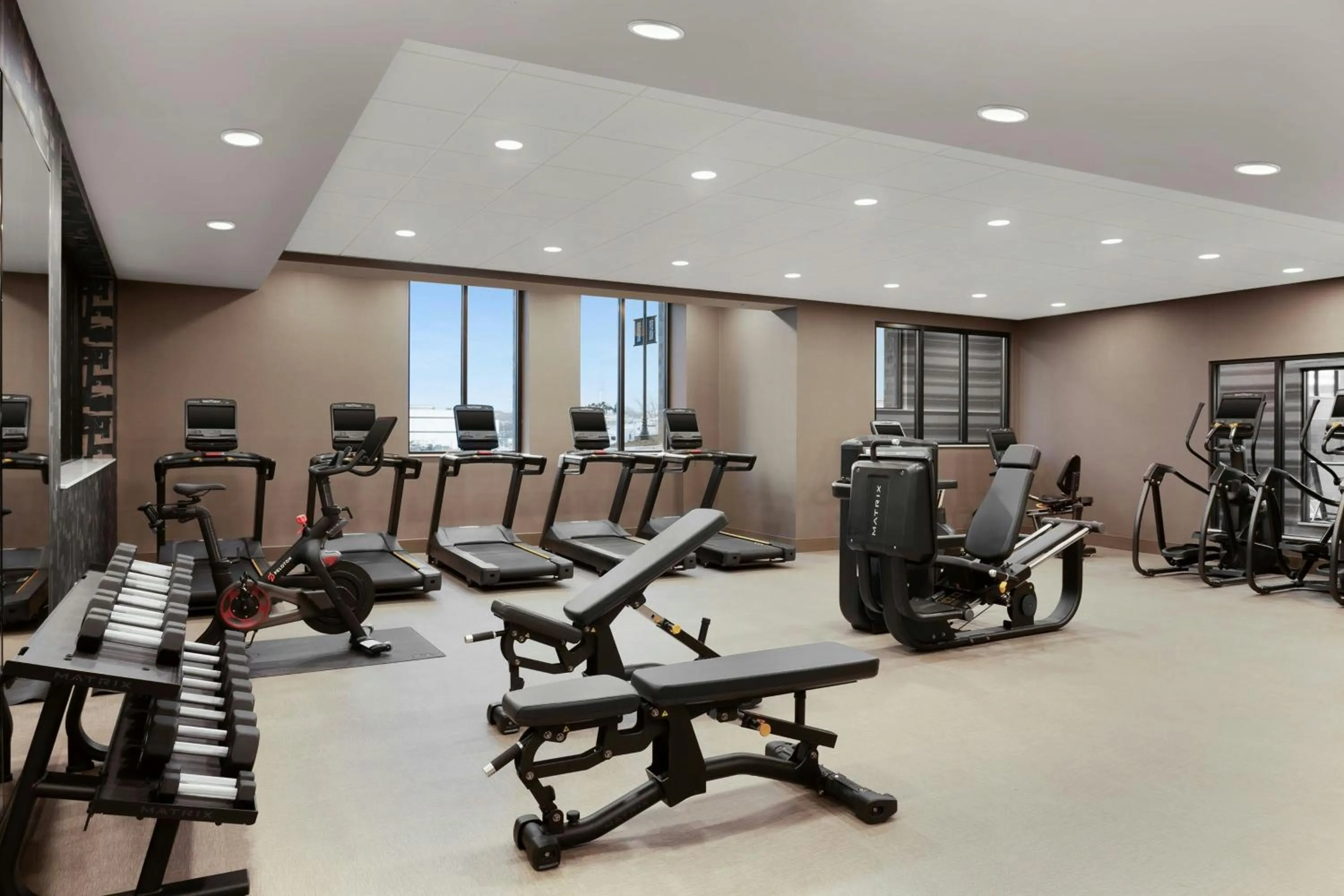 Fitness centre/facilities in Residence Inn by Marriott Milwaukee Brookfield at Poplar Creek