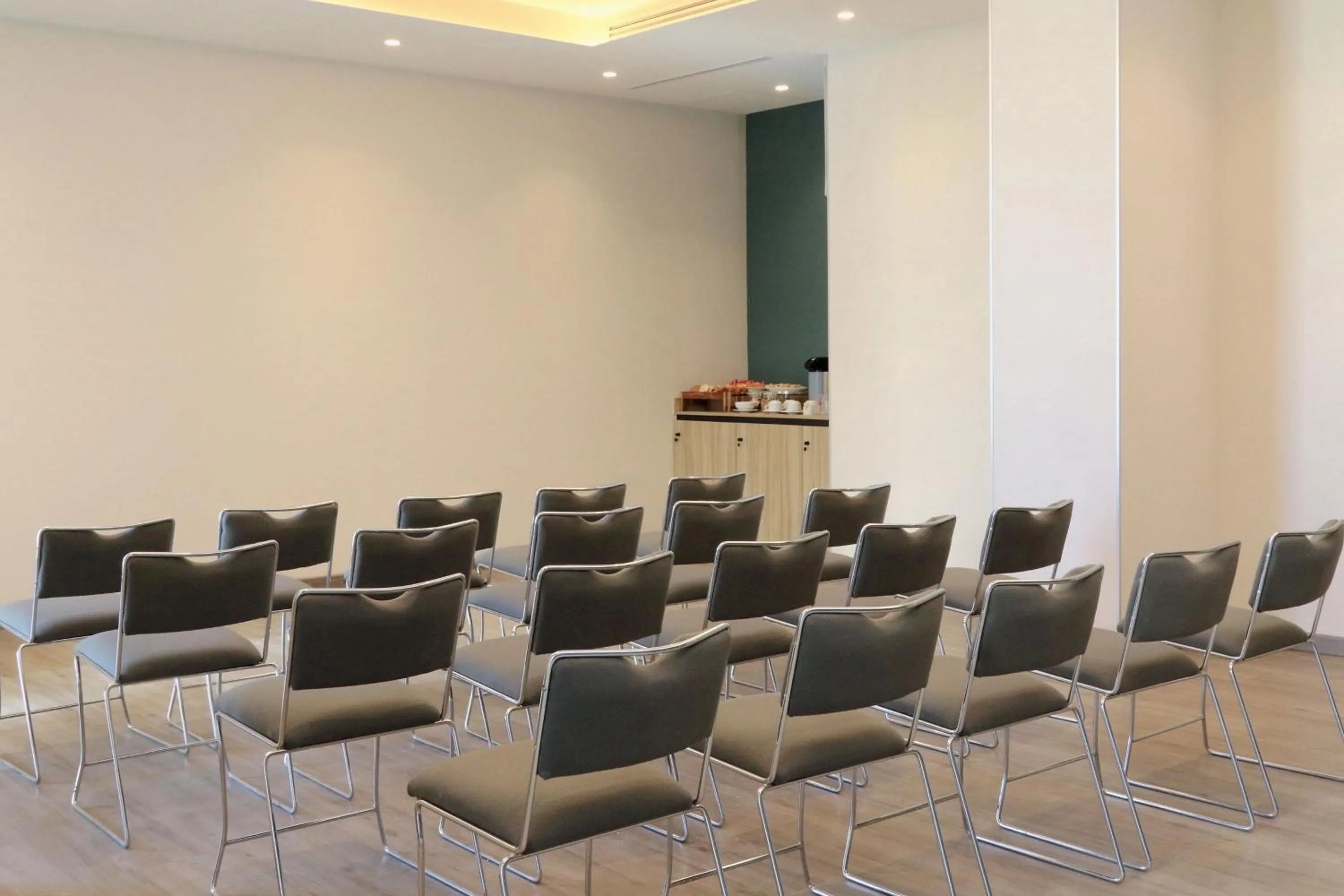 Meeting/conference room in City Express Plus by Marriott Monterrey Centro