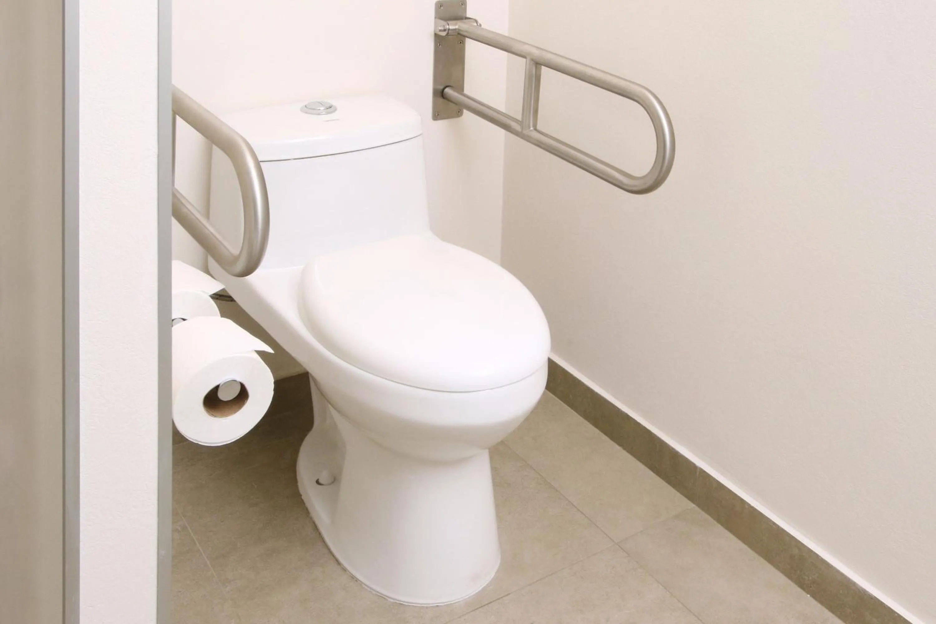 Bathroom in City Express Plus by Marriott Monterrey Centro