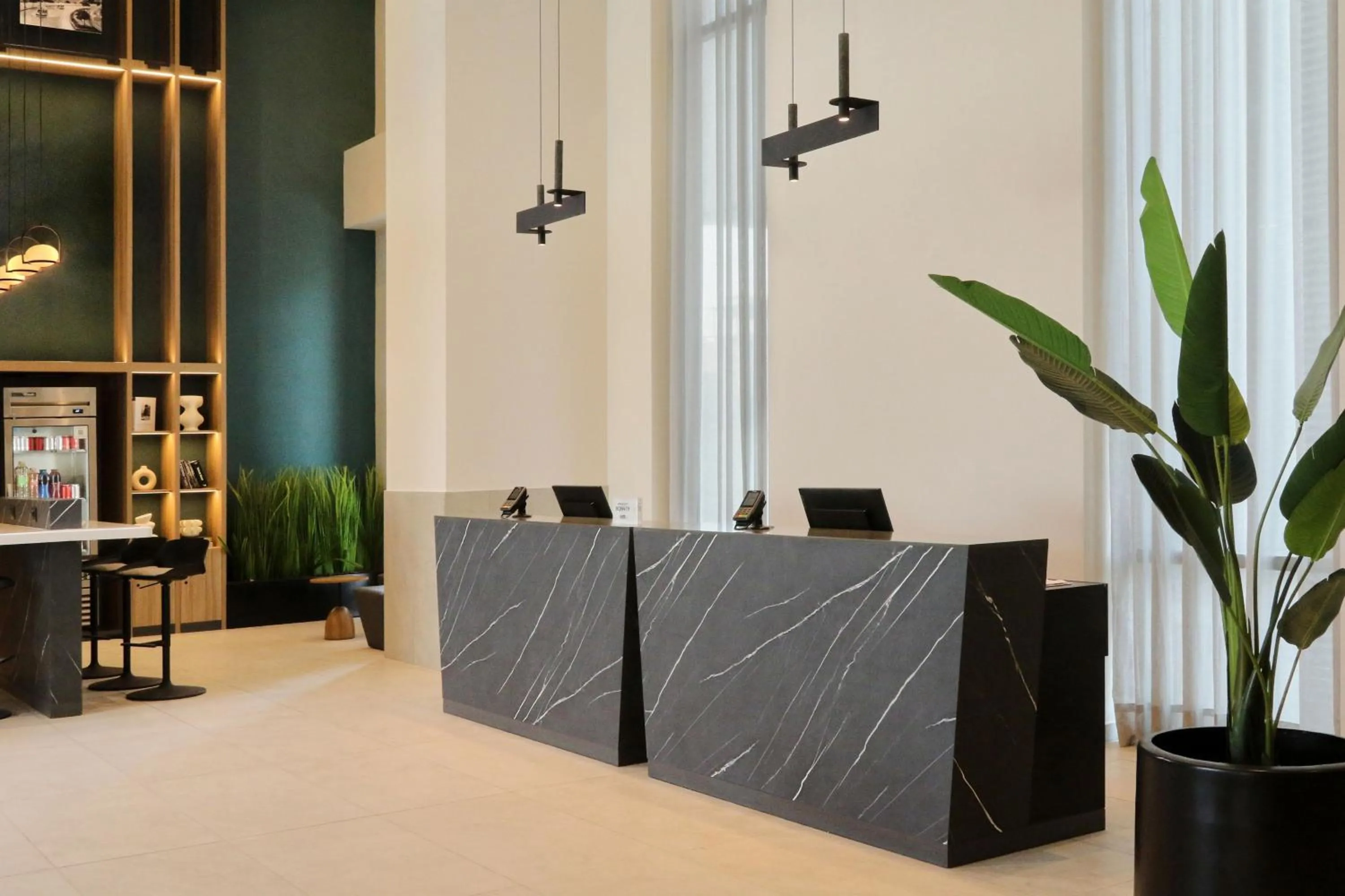 Lobby or reception in City Express Plus by Marriott Monterrey Centro
