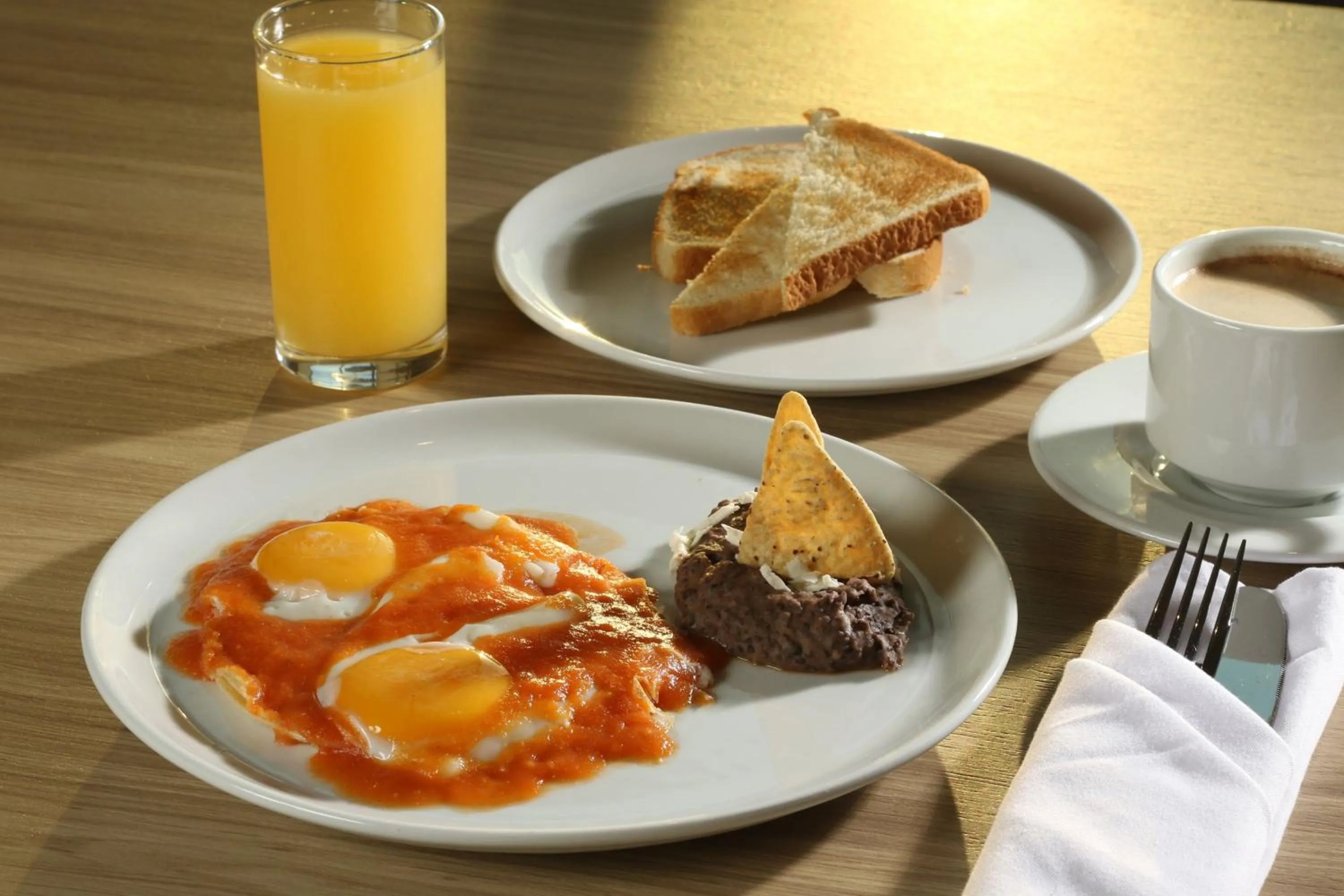Breakfast in City Express Plus by Marriott Monterrey Centro