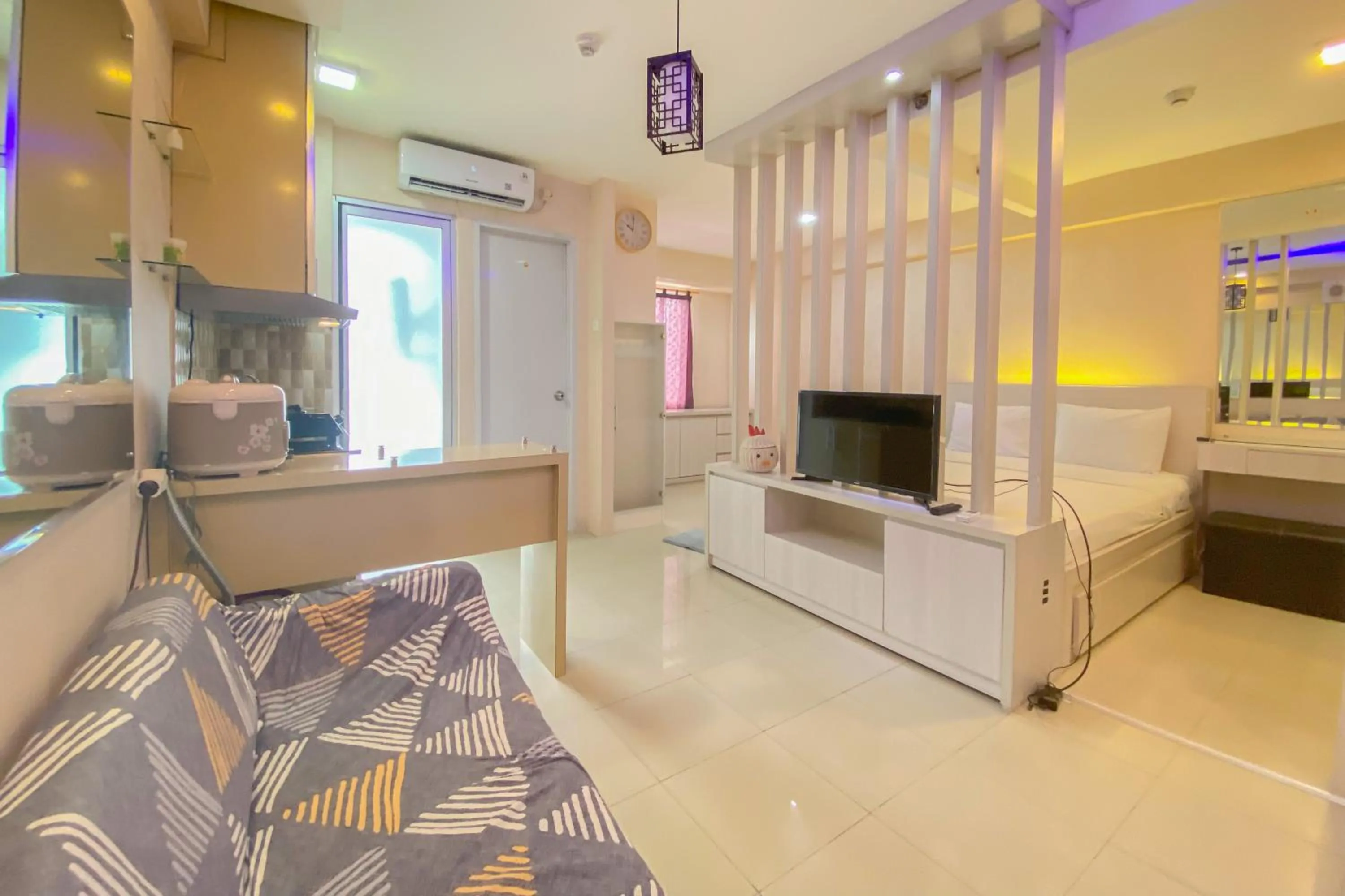 Best Deal and Spacious Studio at Bassura City Apartment By Travelio