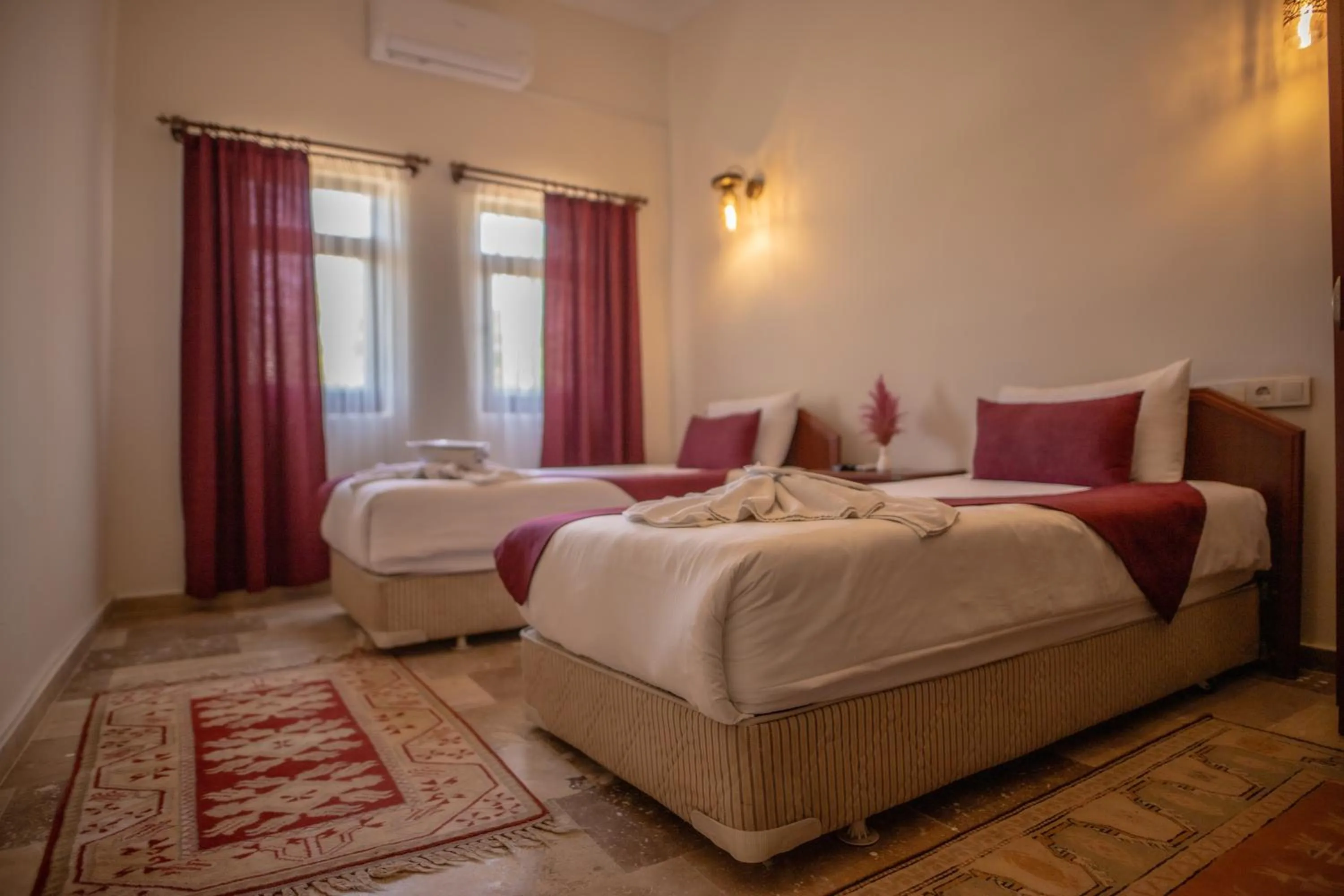 Photo of the whole room, Bed in Güven Cave Hotel