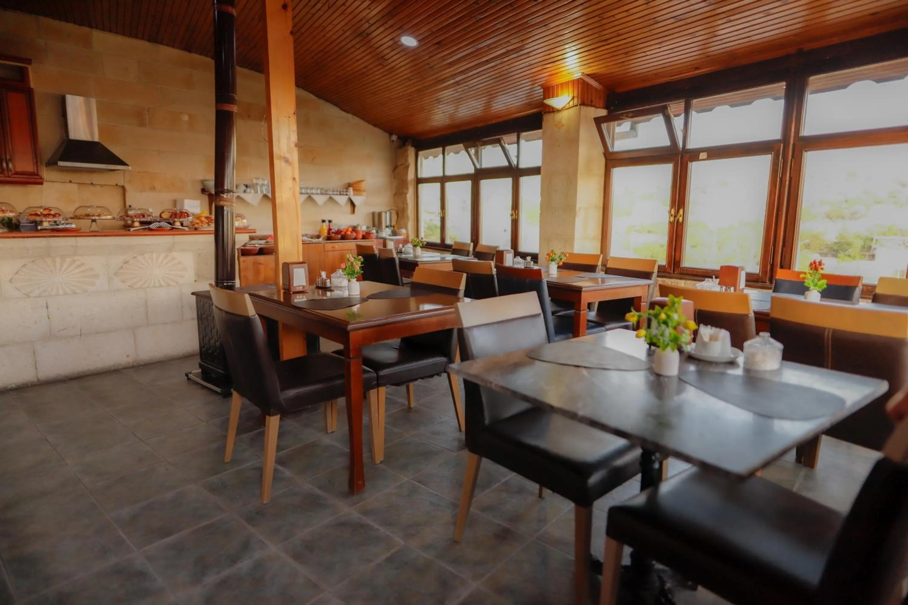 Restaurant/places to eat in Güven Cave Hotel