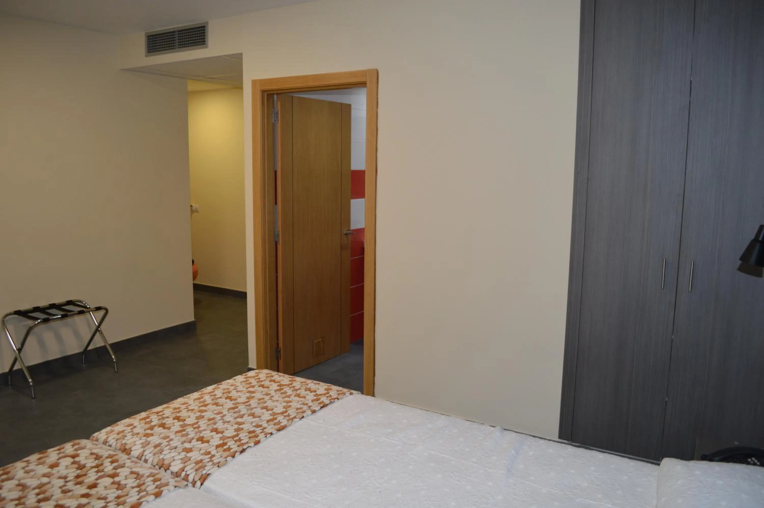 Bedroom, Bed in Hotel Puerto Canteras