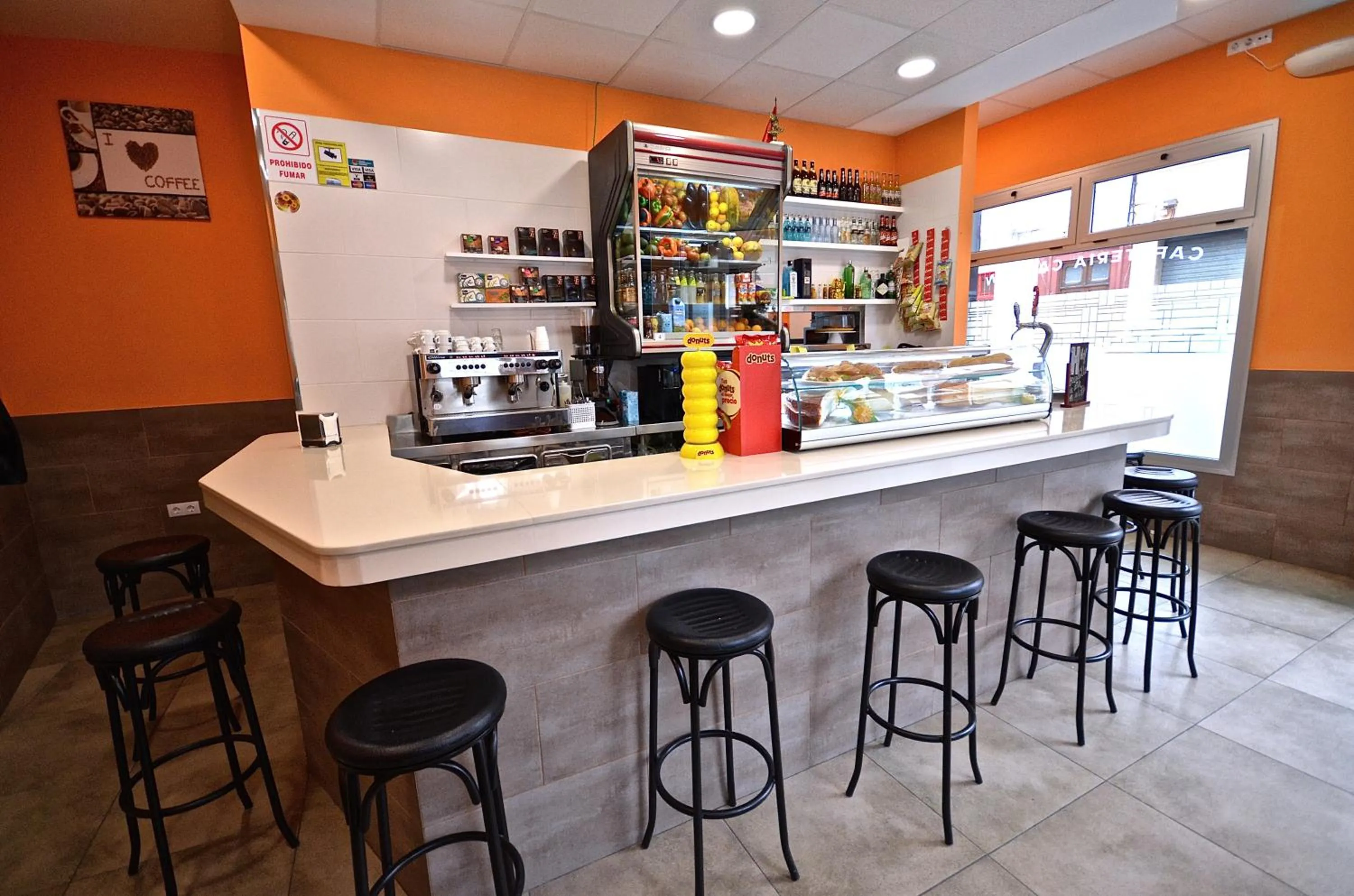 Lounge or bar in Hotel Puerto Canteras