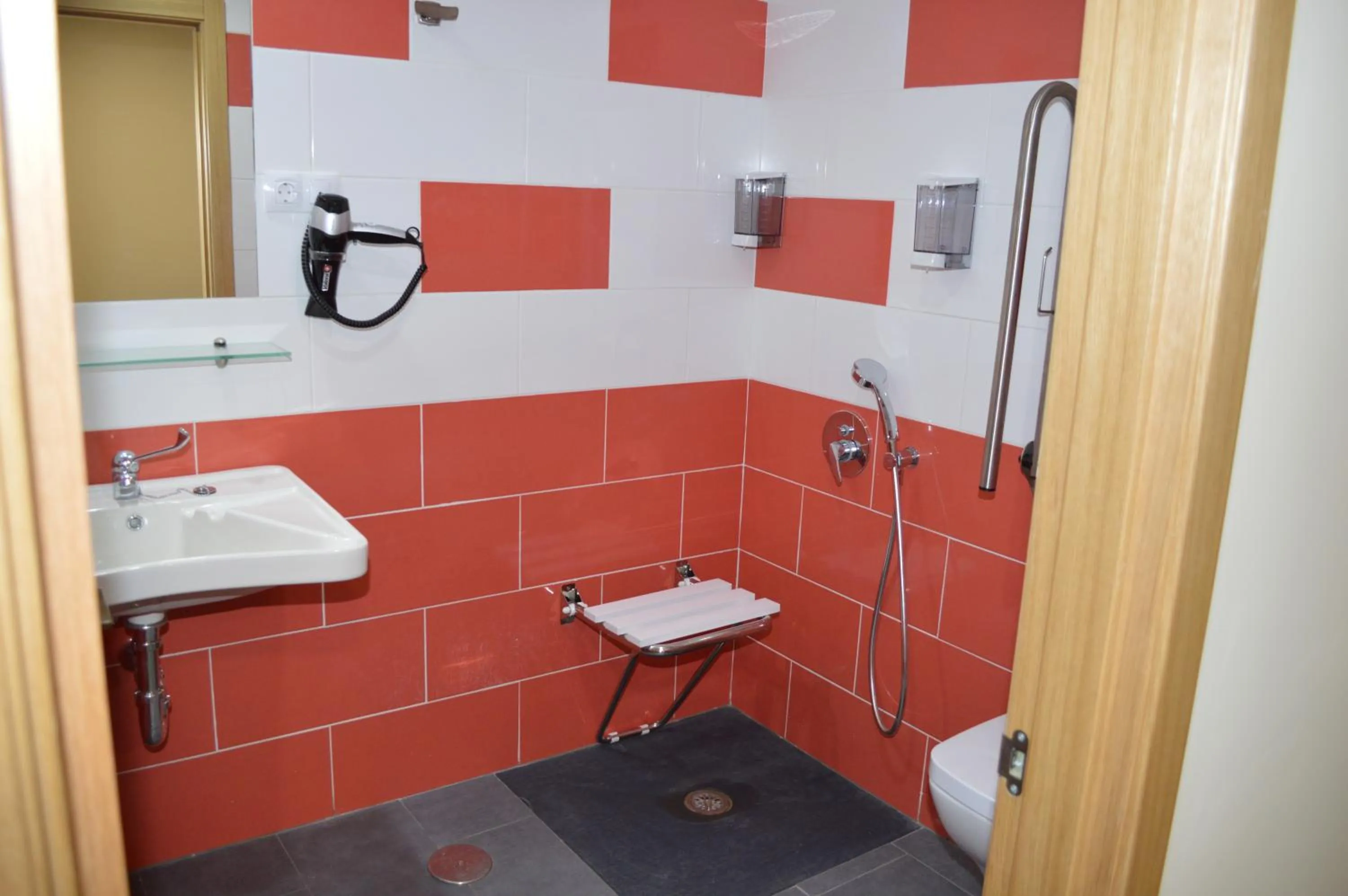 Bathroom in Hotel Puerto Canteras