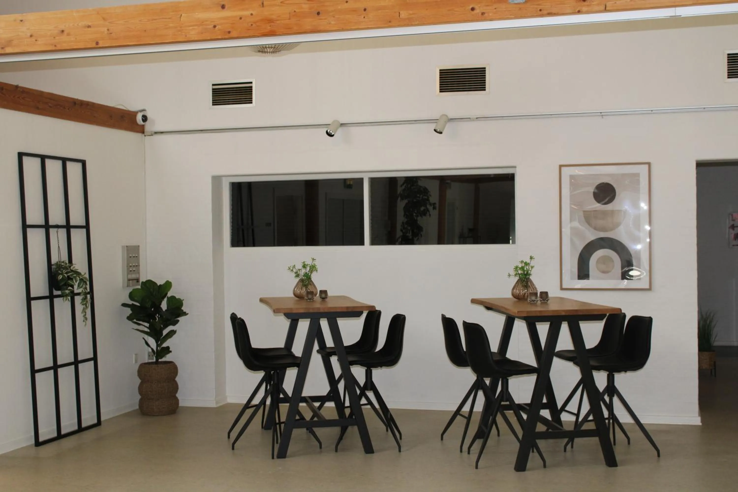 Communal lounge/ TV room in Hotel Traneparken