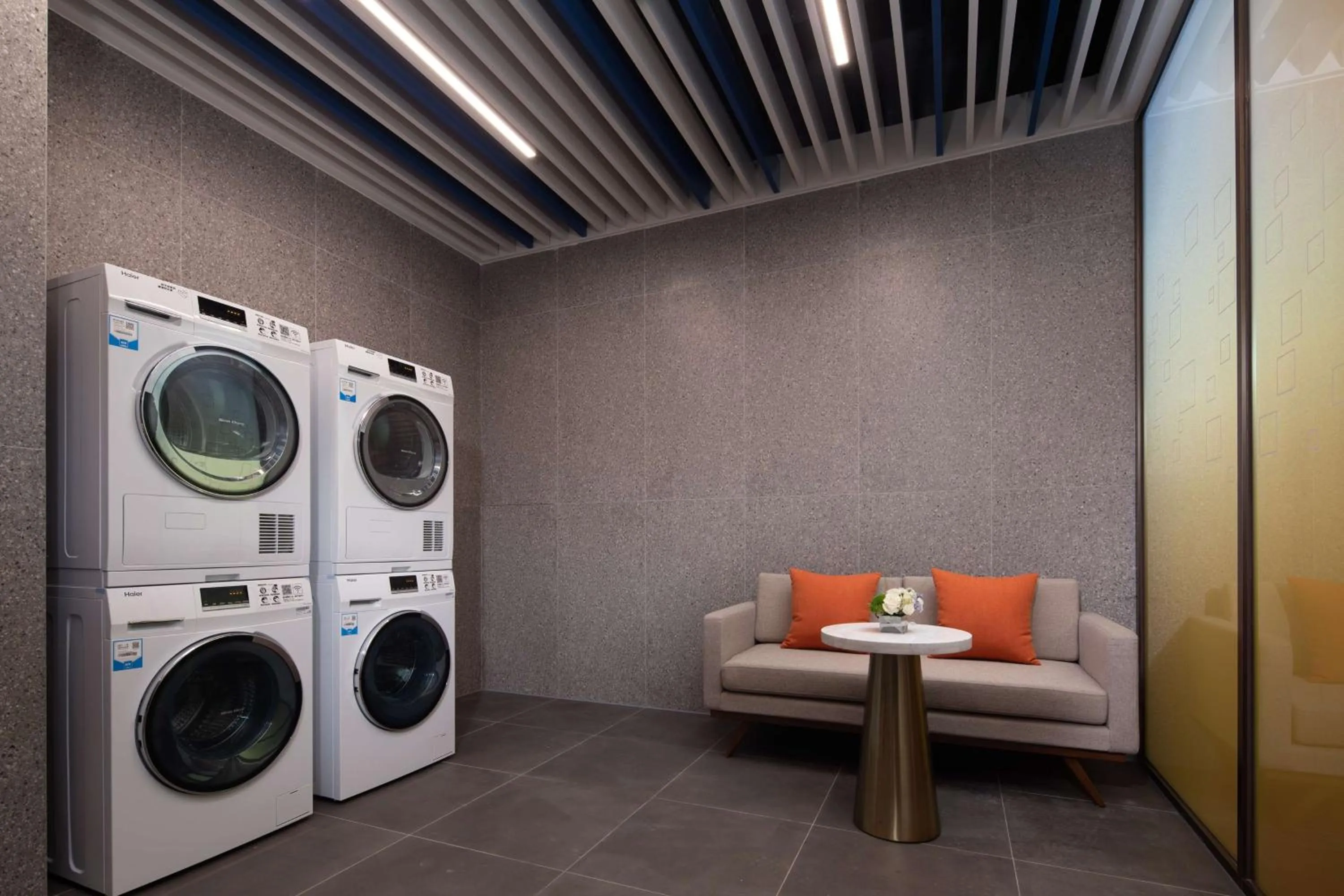 laundry in Hilton Garden Inn Beihai Jiafu