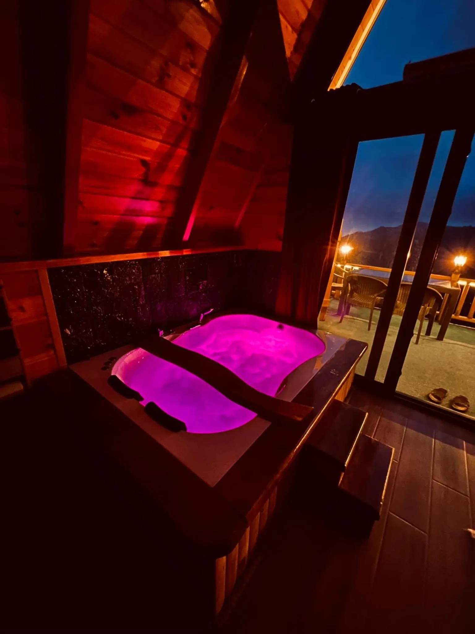 Bed in Olva Suit Bungalov