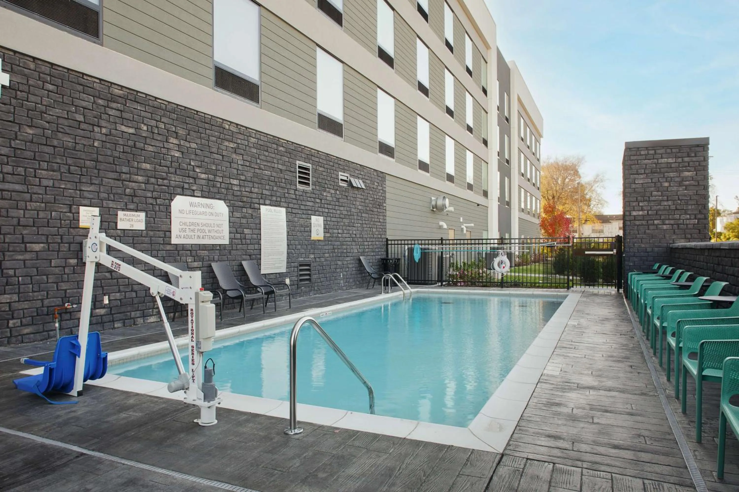Pool view in Home2 Suites By Hilton Little Rock Midtown Medical Center