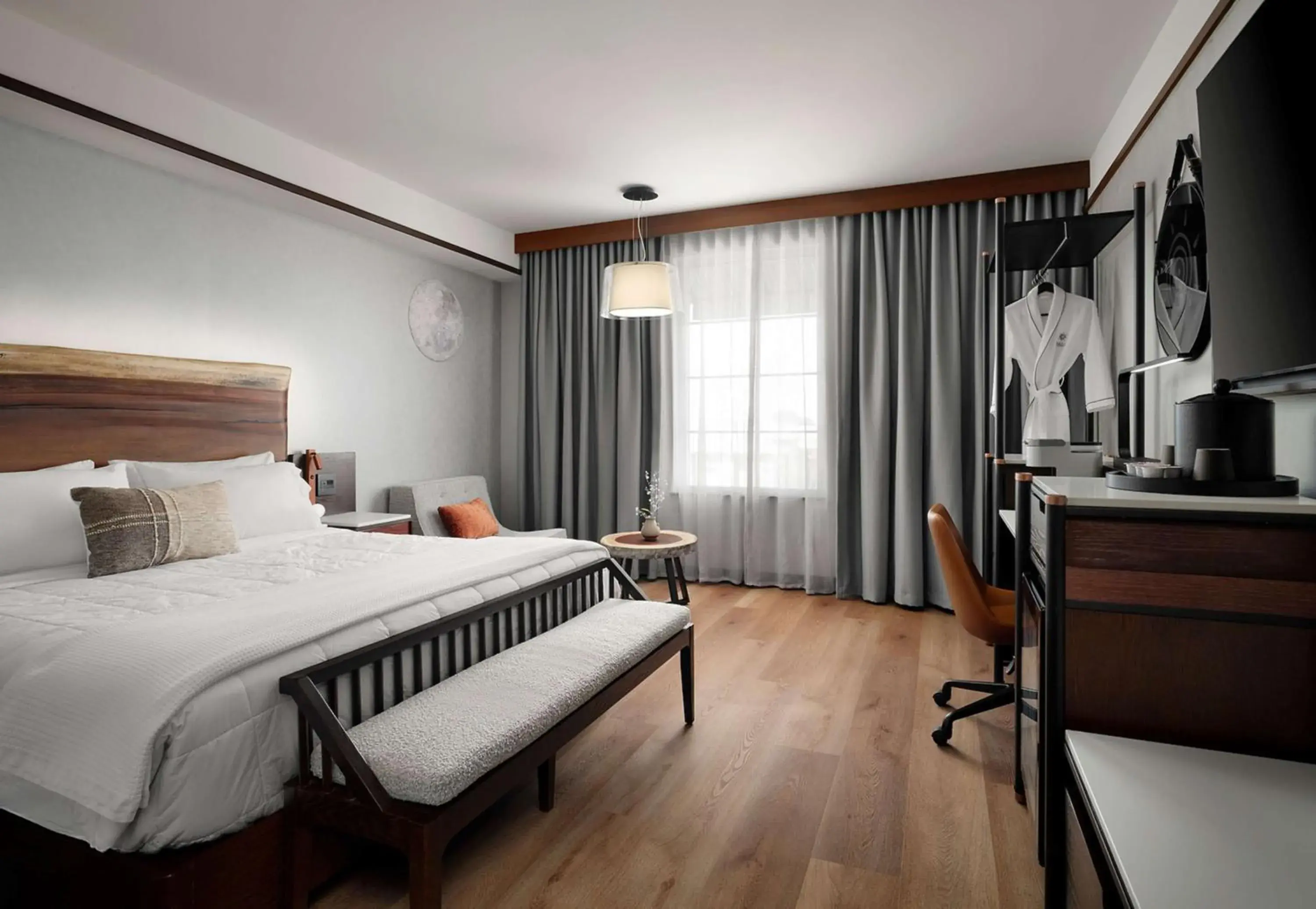 King Room in Sanctity Hotel Rancho Cucamonga, Tapestry Collection Hilton King Room in Sanctity Hotel Rancho Cucamonga, Tapestry Collection Hilton