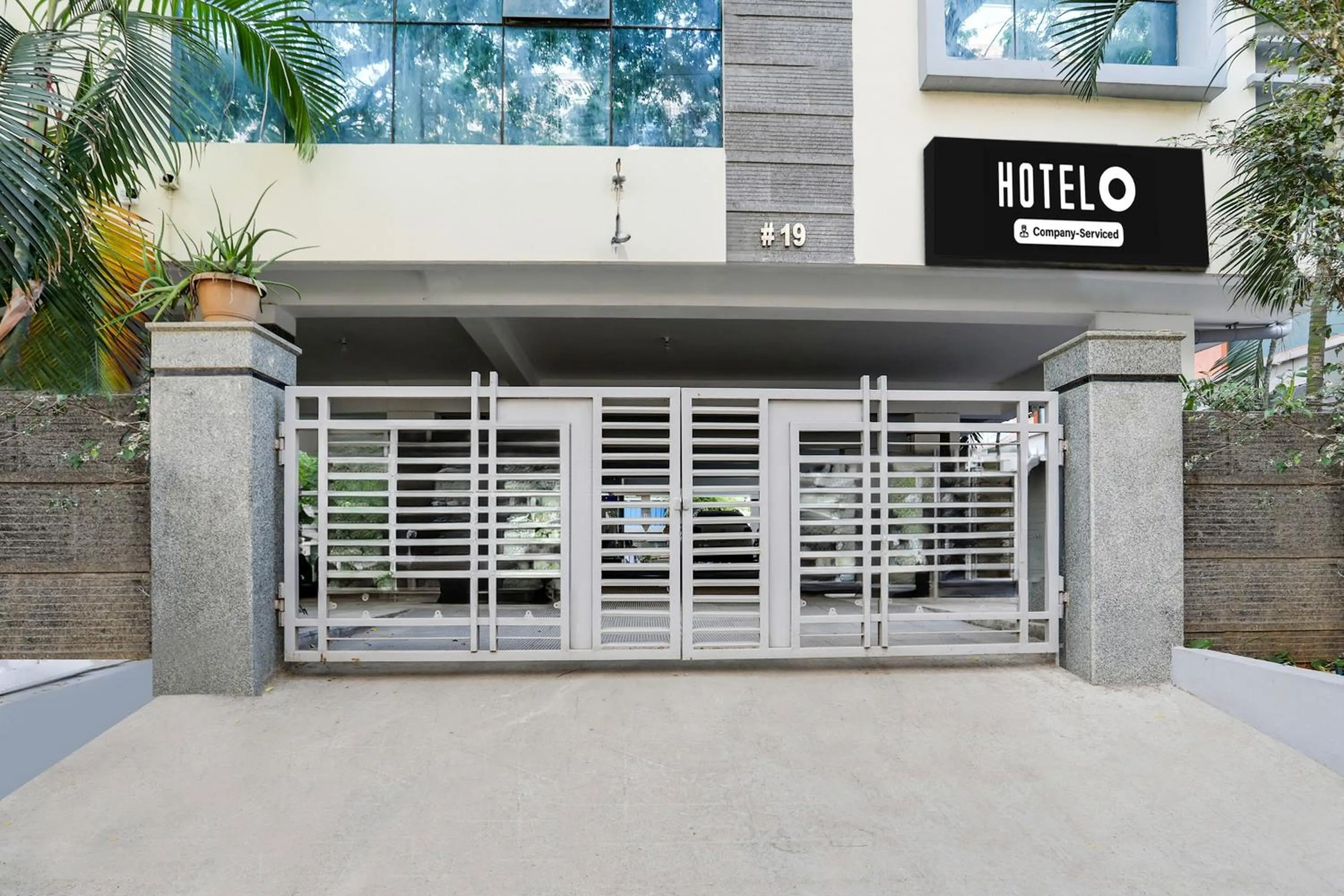 Facade/entrance in Super Hotel O Madhapur VIP Hills