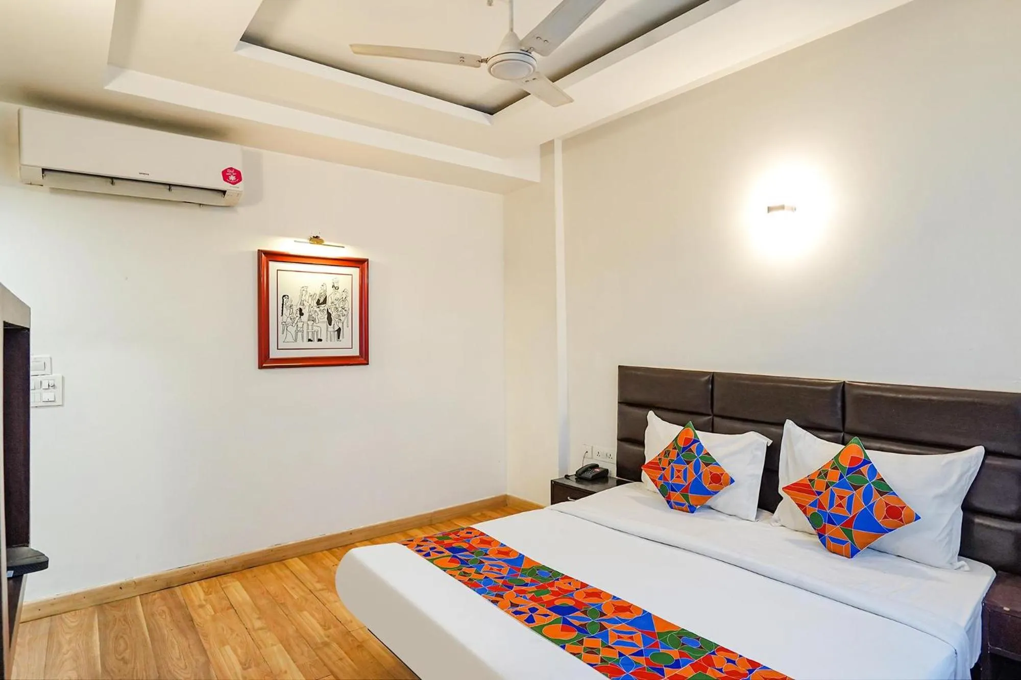 Bed in FabHotel Kaushambi