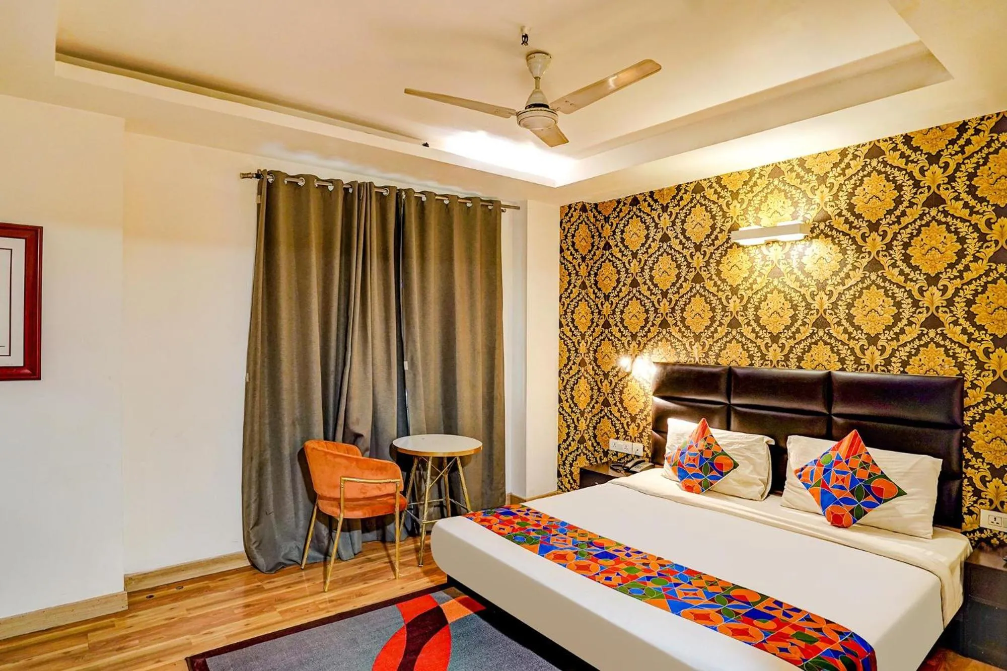 Bed in FabHotel Kaushambi
