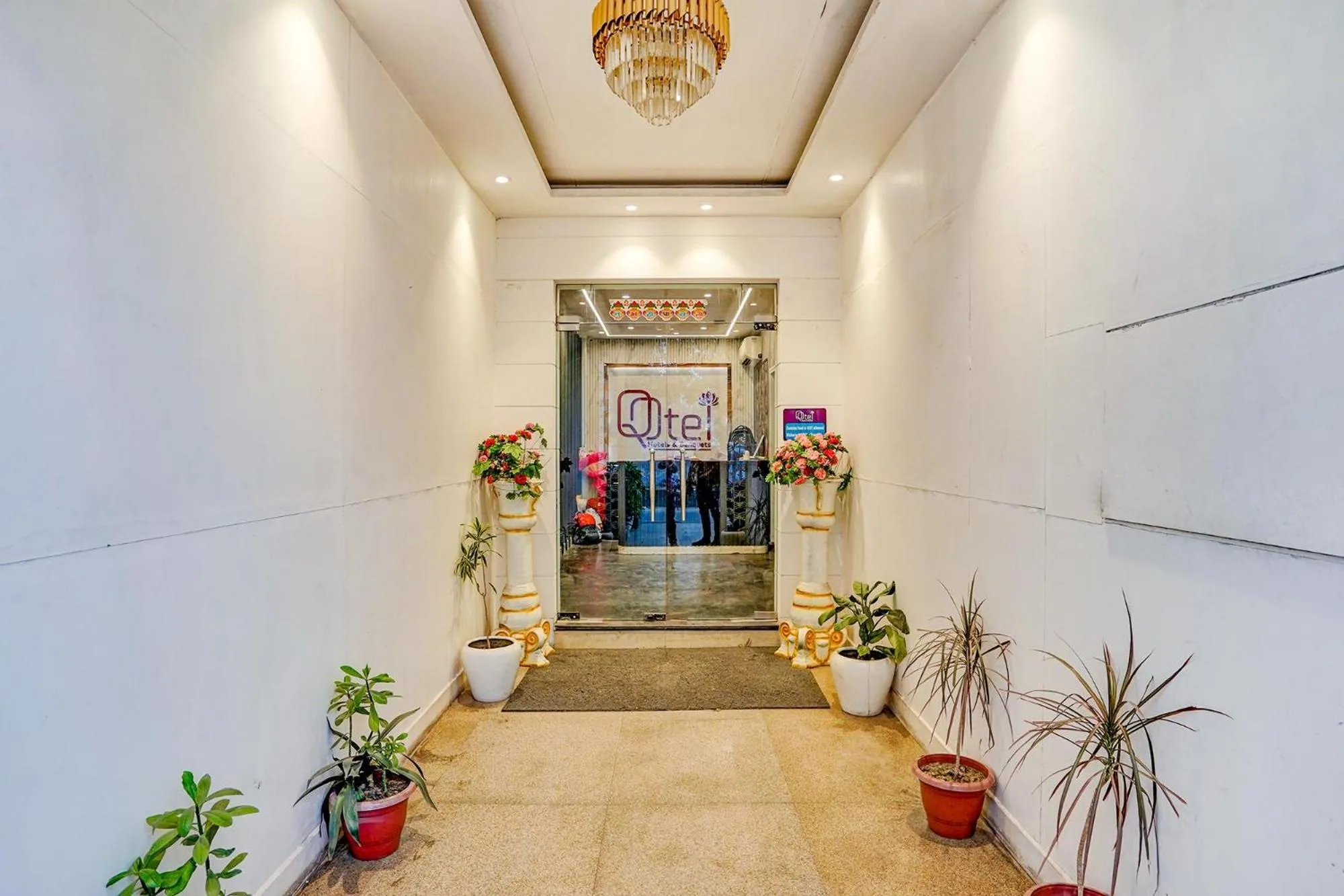Facade/entrance in FabHotel Kaushambi