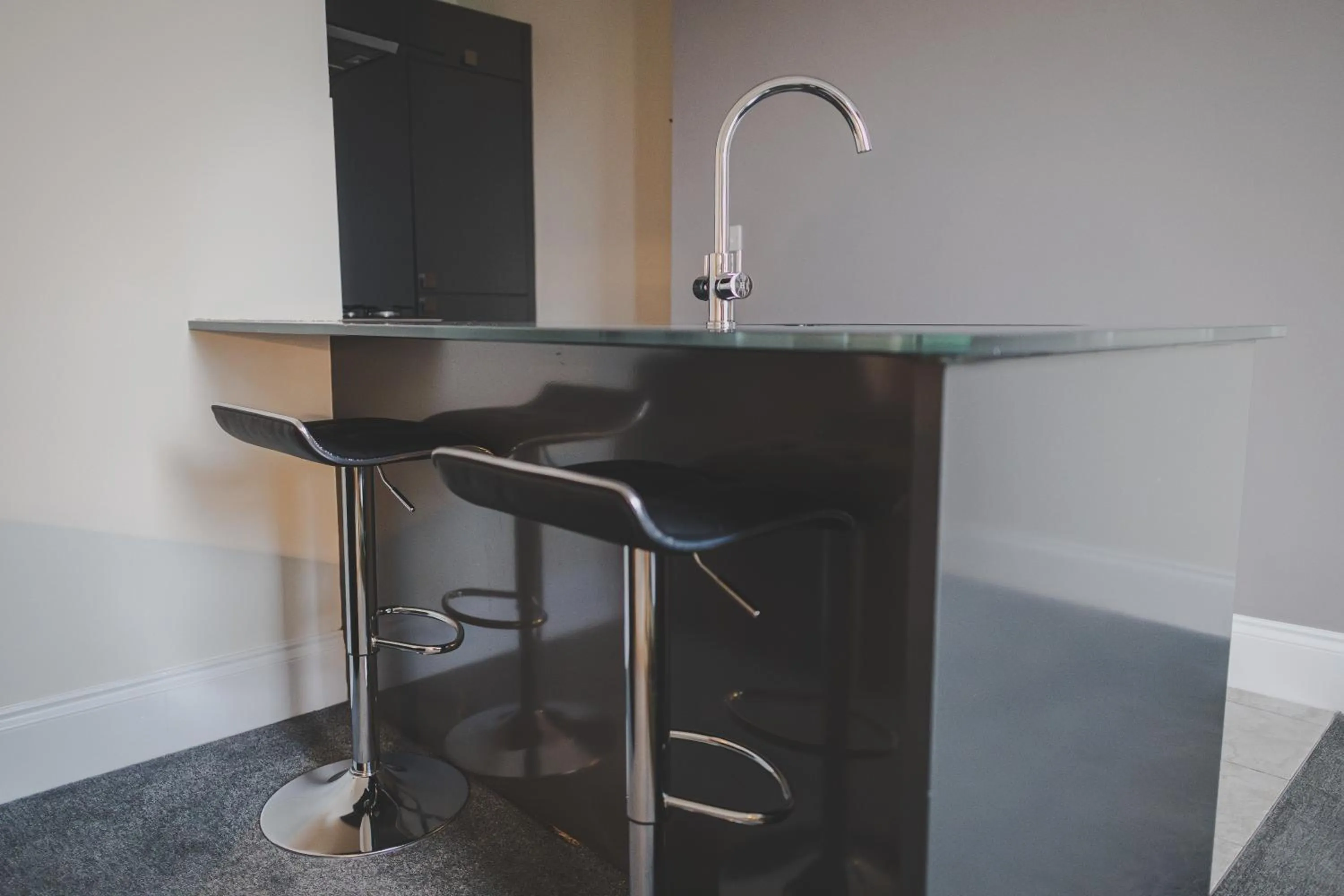 Kitchen or kitchenette in Kensington House by Warren Collection
