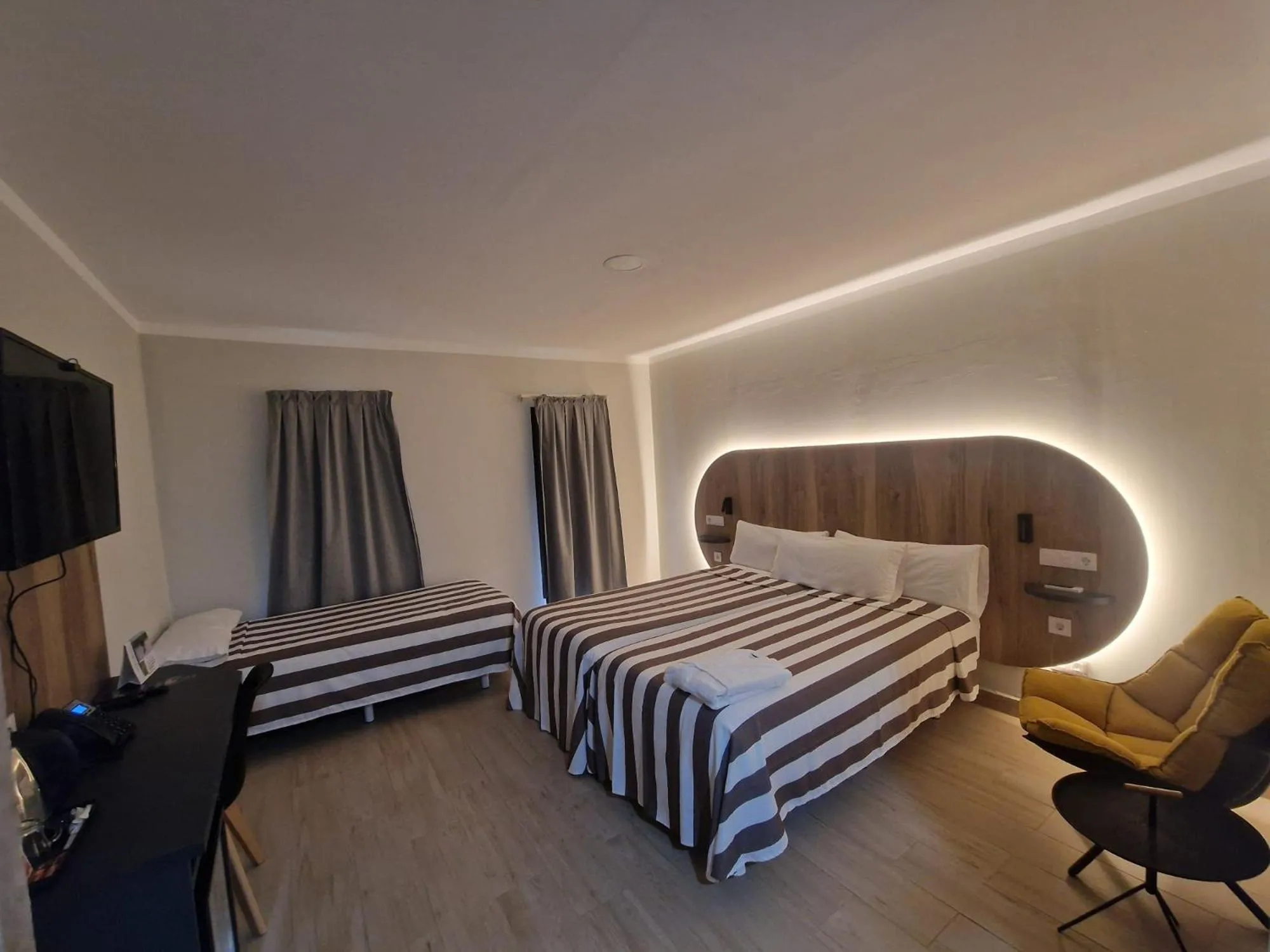 Bed in Hotel Aloe Emira NKC
