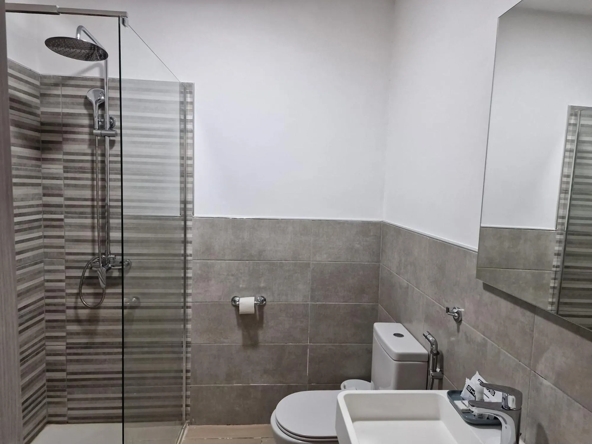 Shower in Hotel Aloe Emira NKC