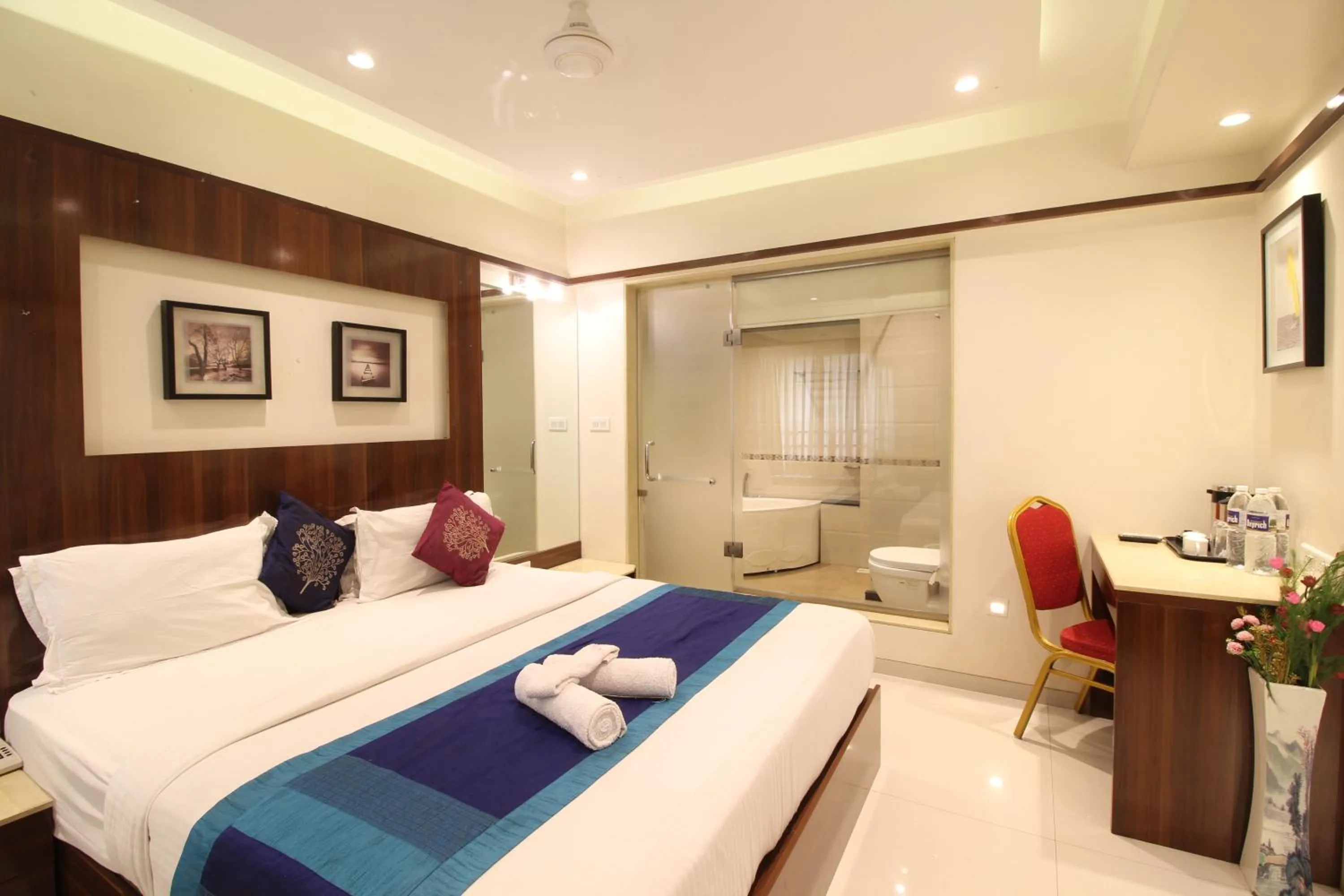 Bed in The Grand Tulip