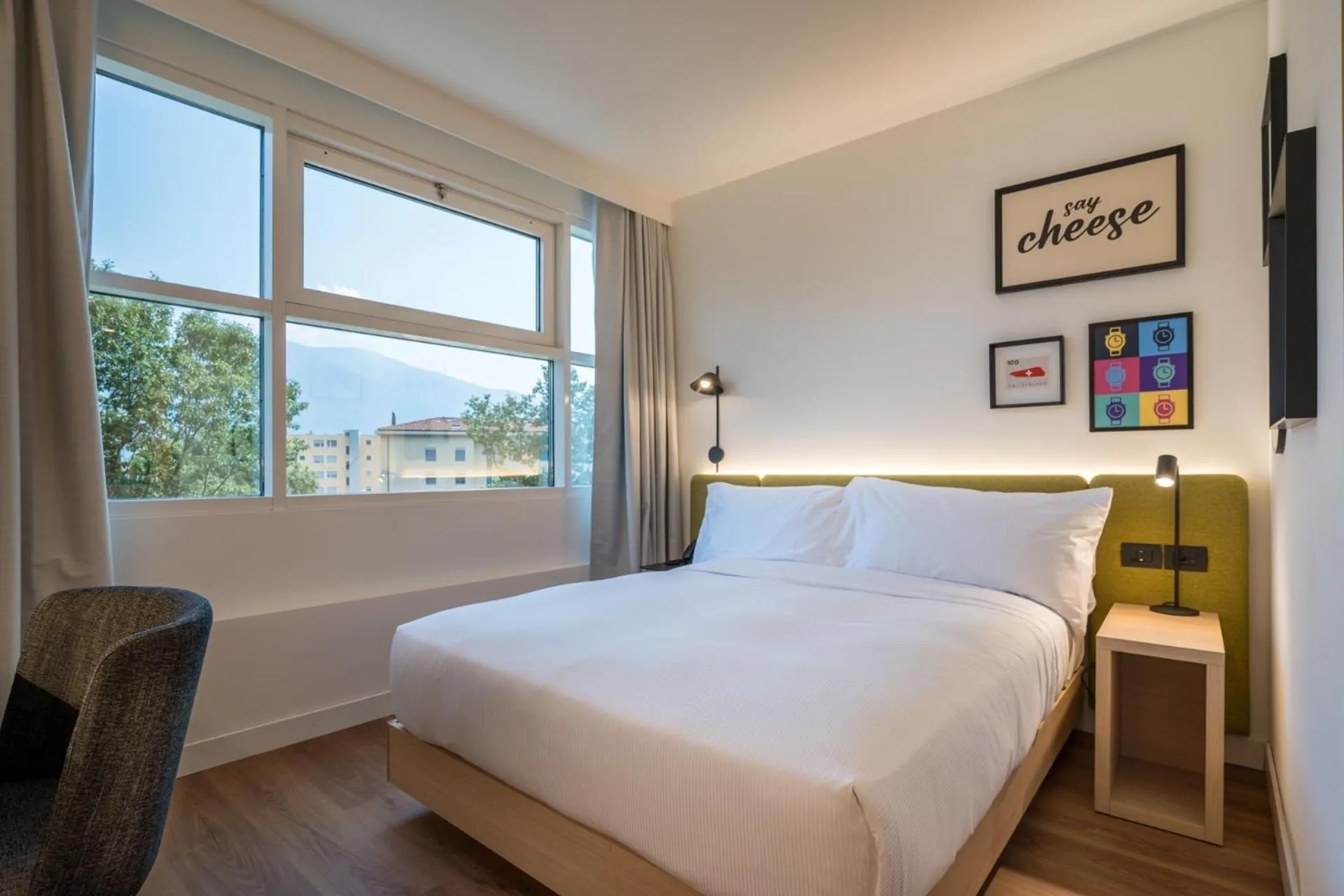 Bed in Hampton By Hilton Locarno
