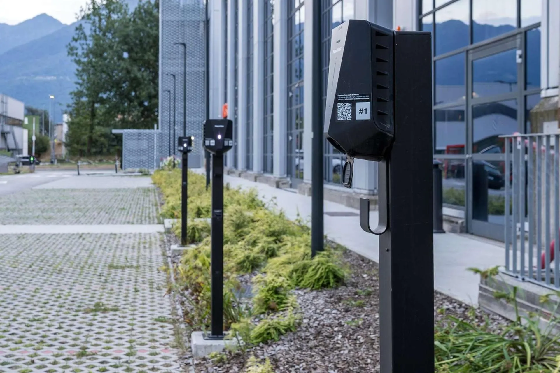 Property building in Hampton By Hilton Locarno