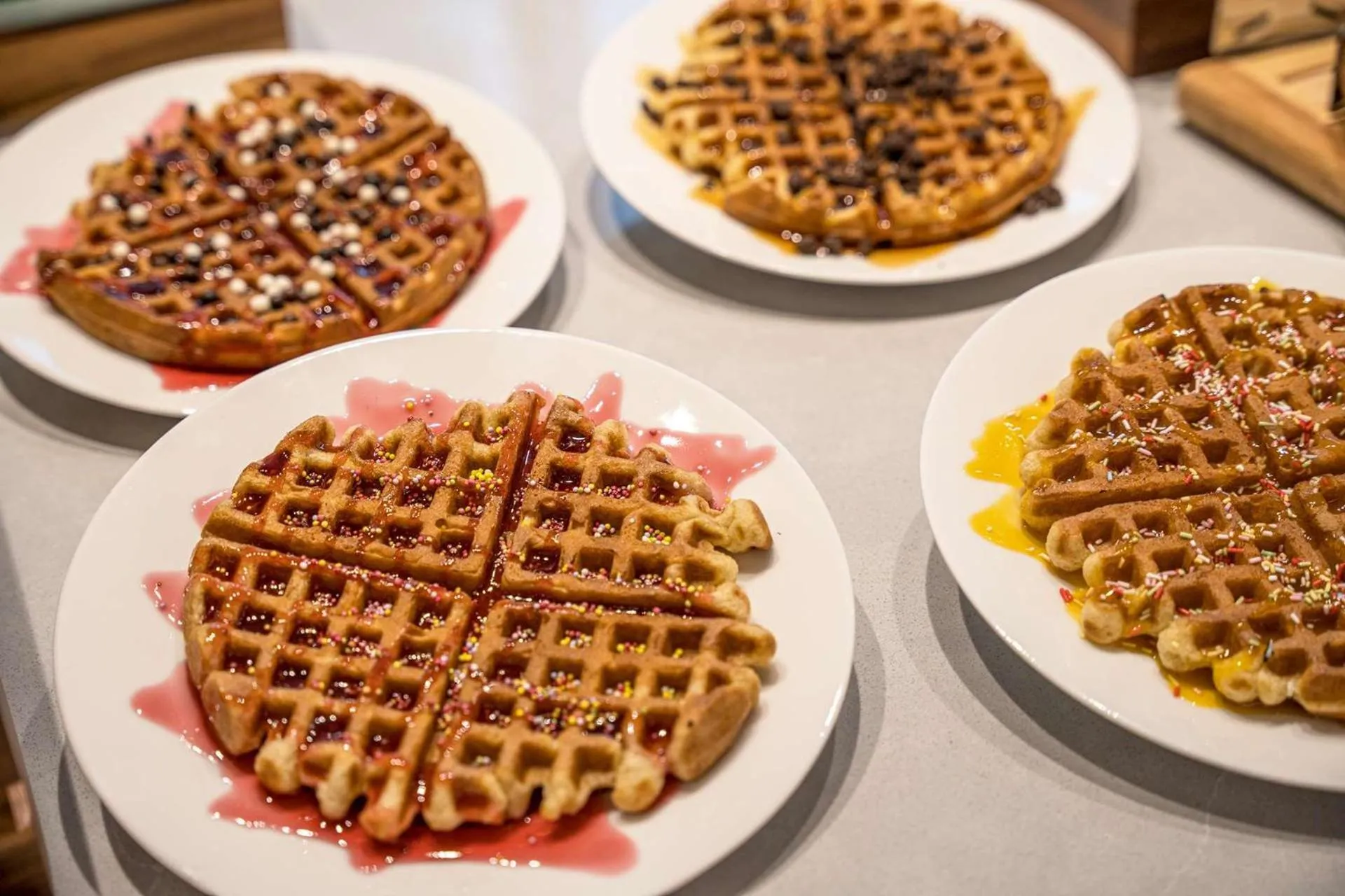 Dining area in Hampton By Hilton Locarno